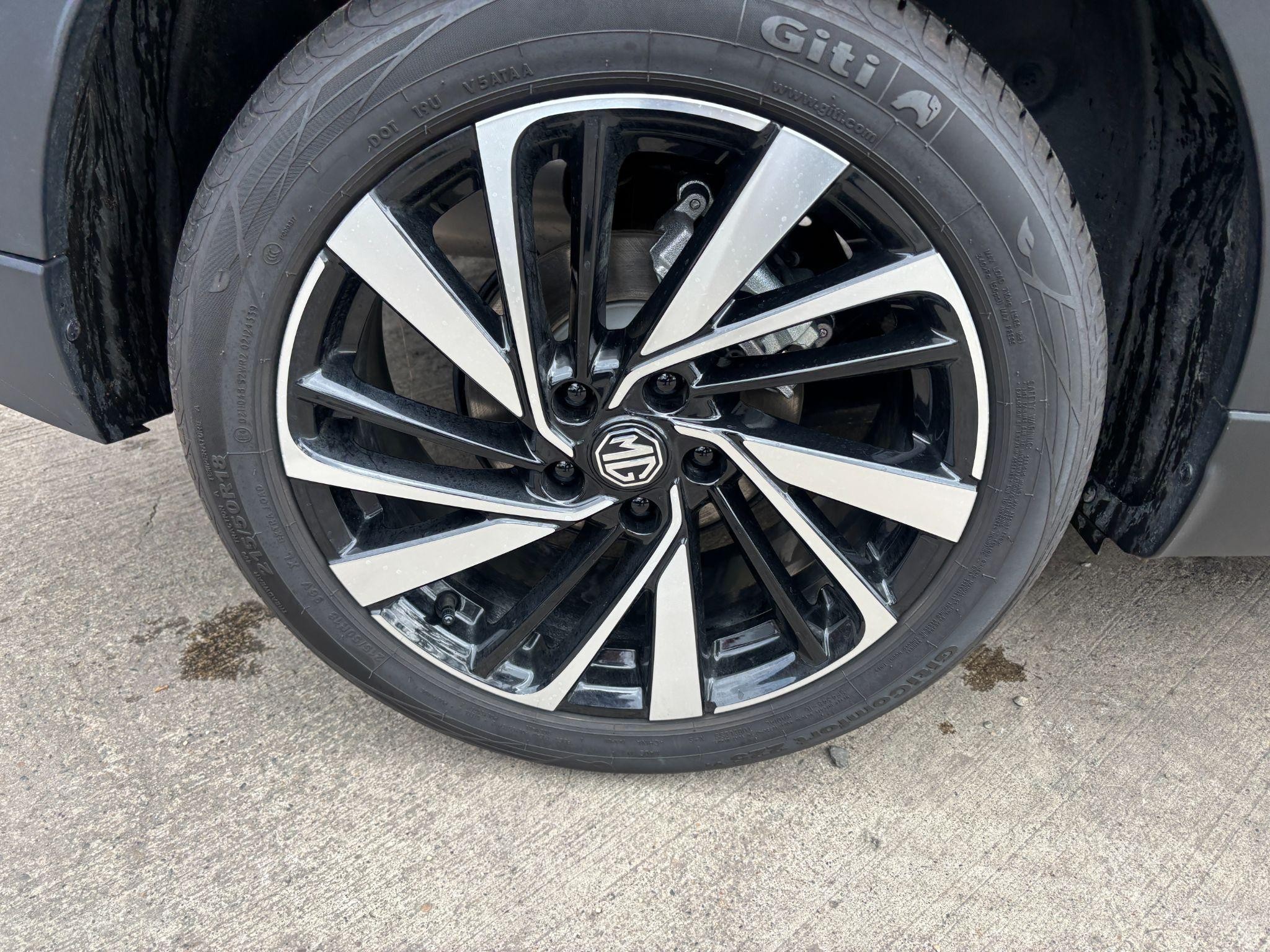 MG ZS Hybrid+ Image 34