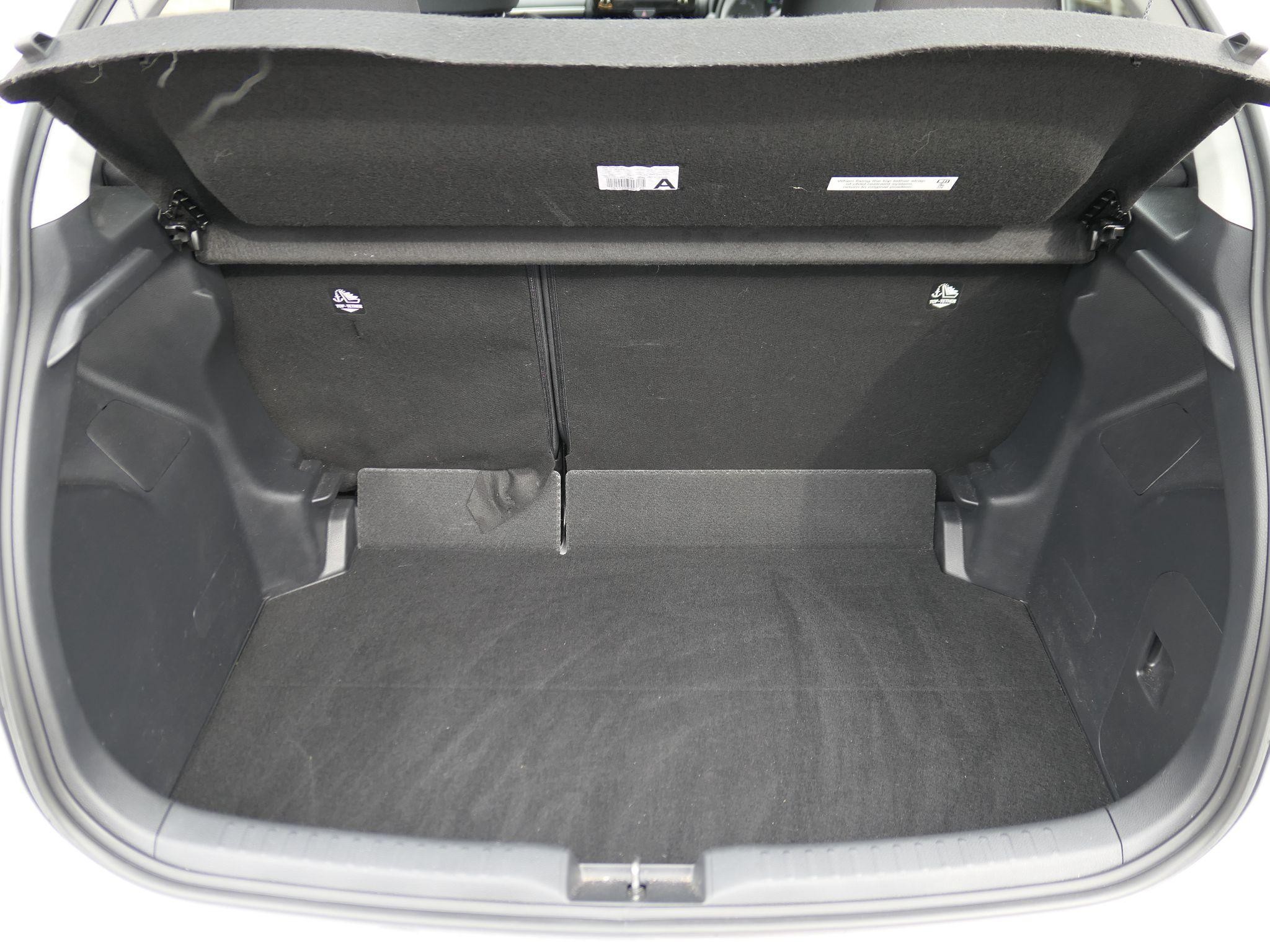 Mazda2 Hybrid Image 24