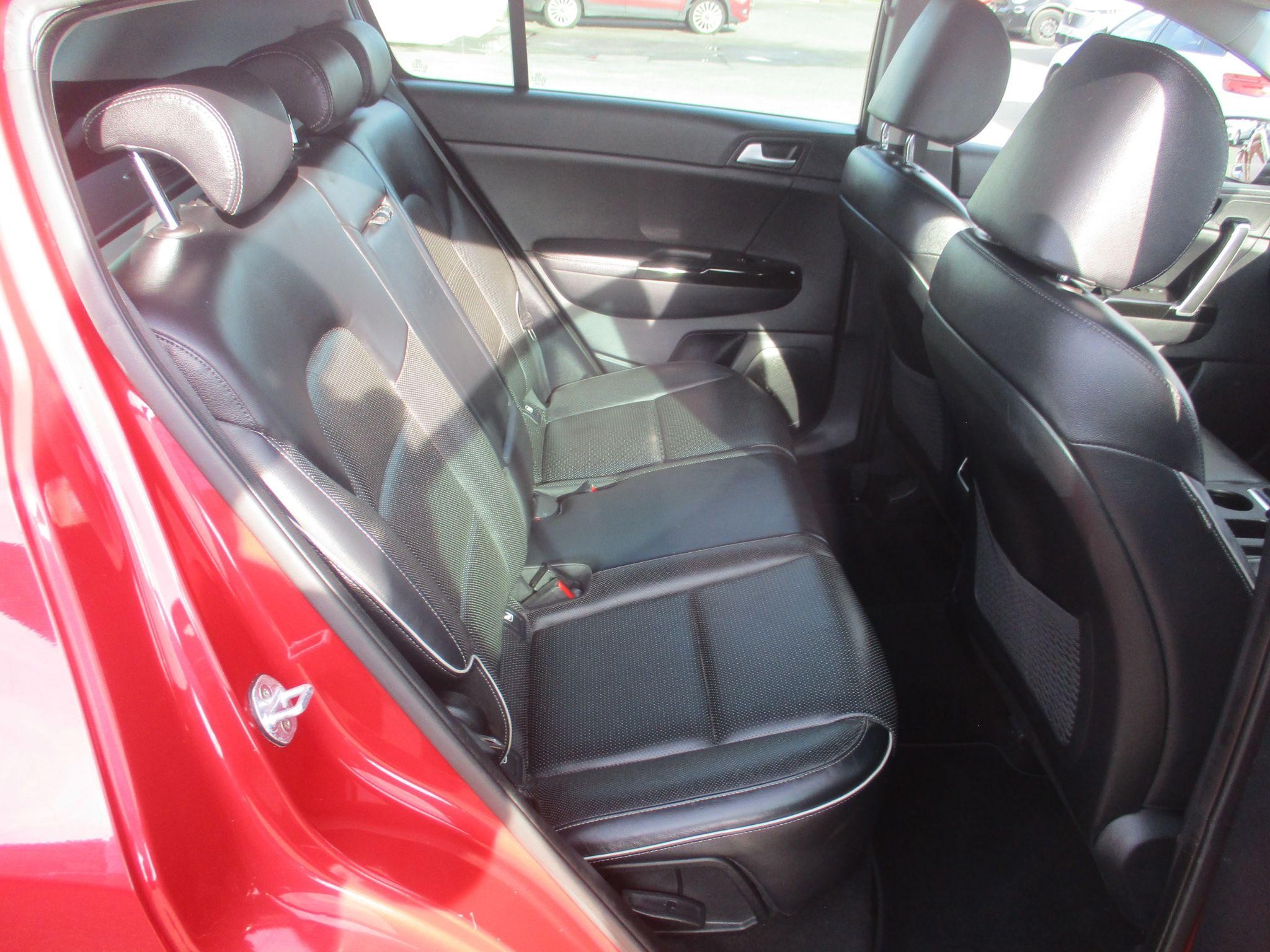 Kia Sportage Image 11