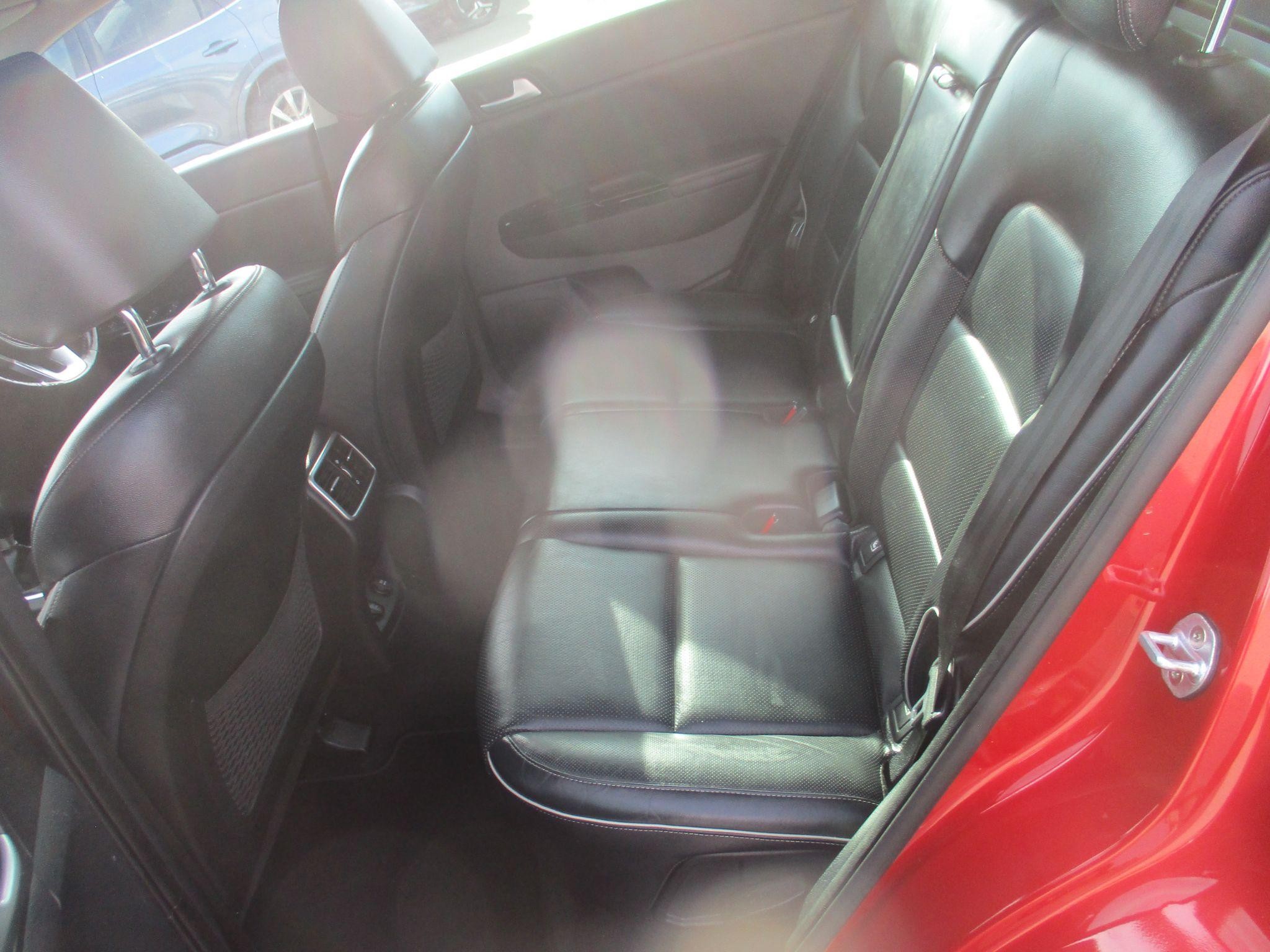 Kia Sportage Image 13