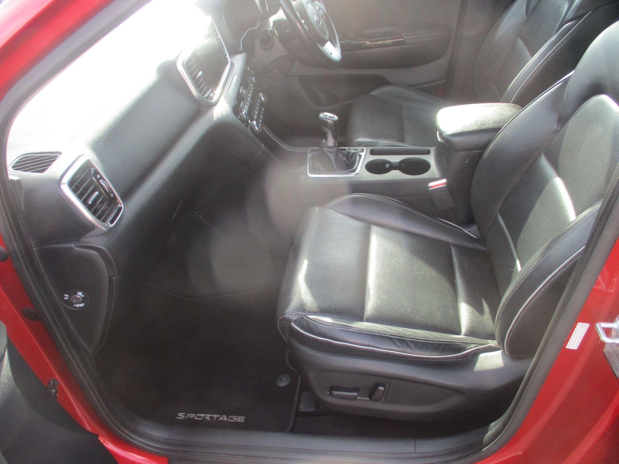 Kia Sportage Image 14
