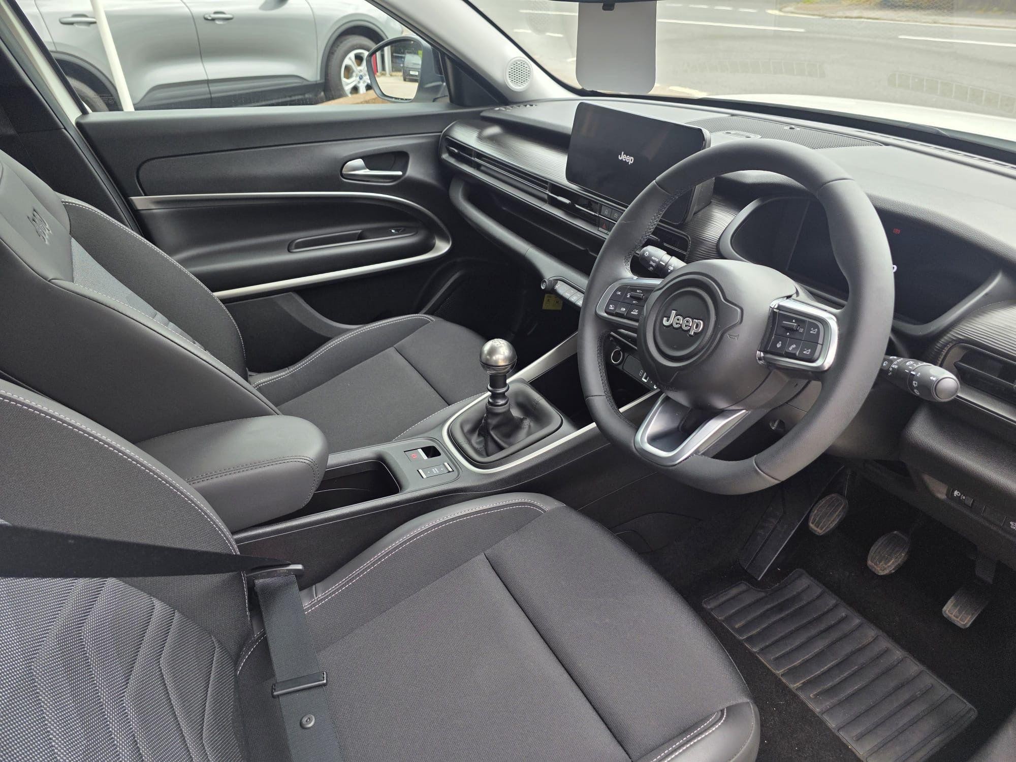 Jeep Avenger Image 11
