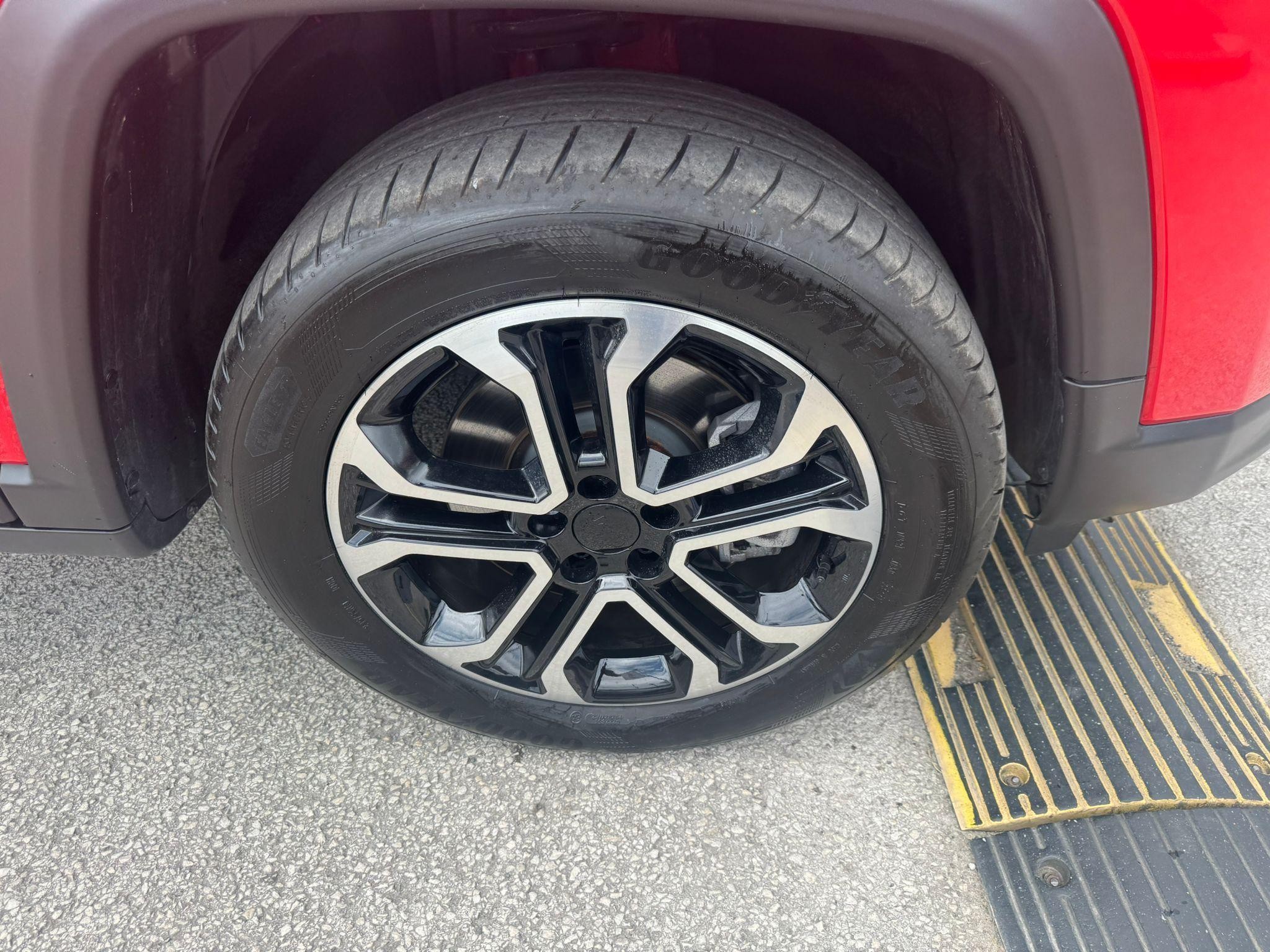 Jeep Compass Image 9