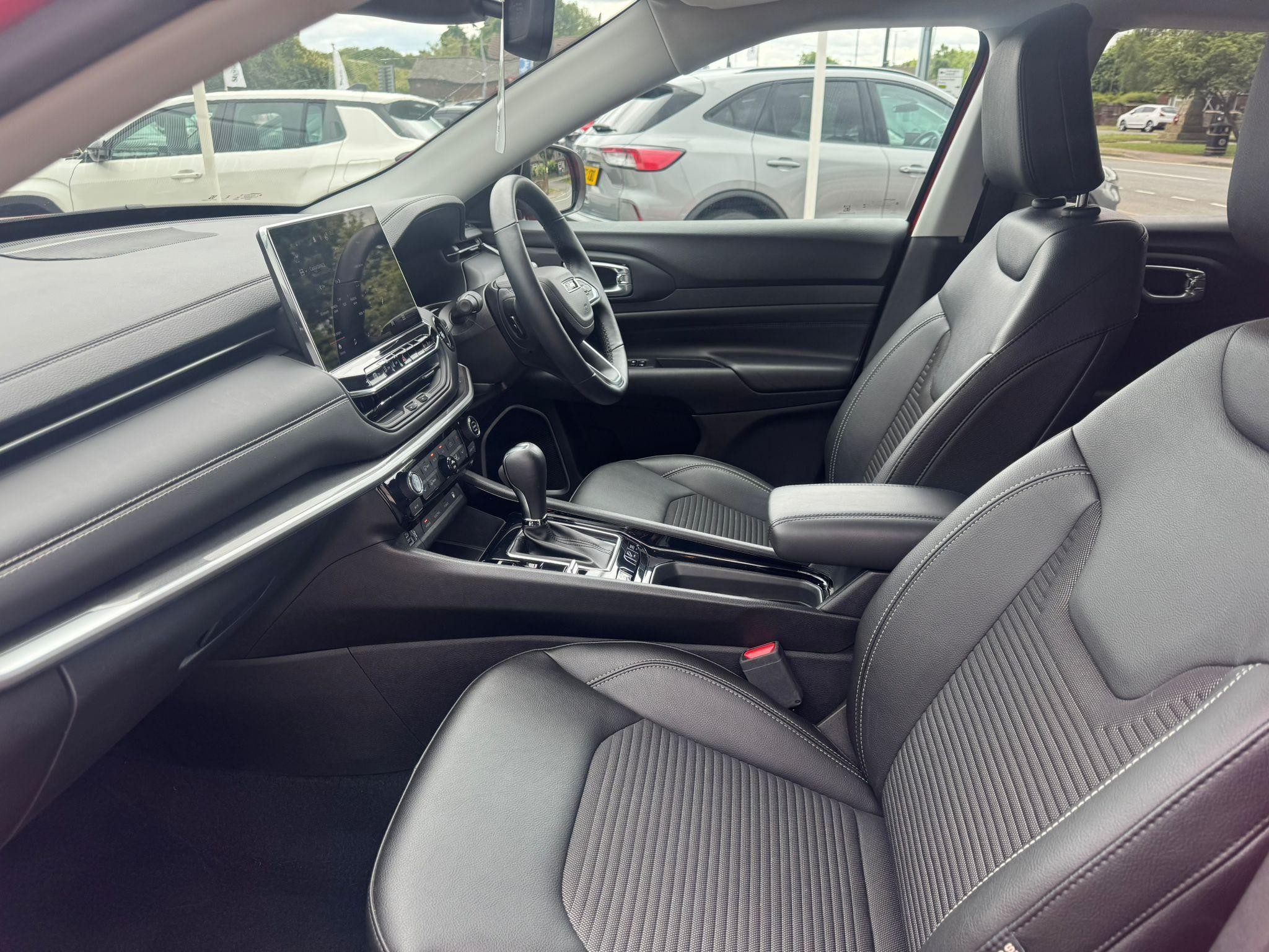 Jeep Compass Image 13