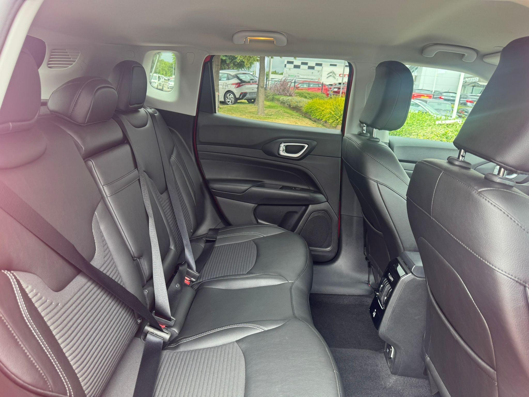 Jeep Compass Image 18