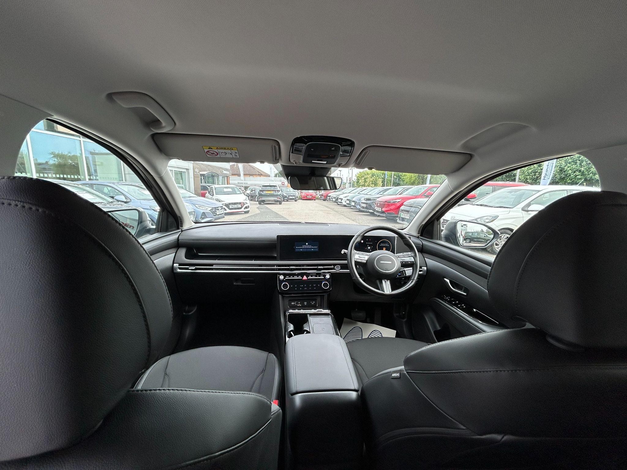 Hyundai TUCSON Image 16