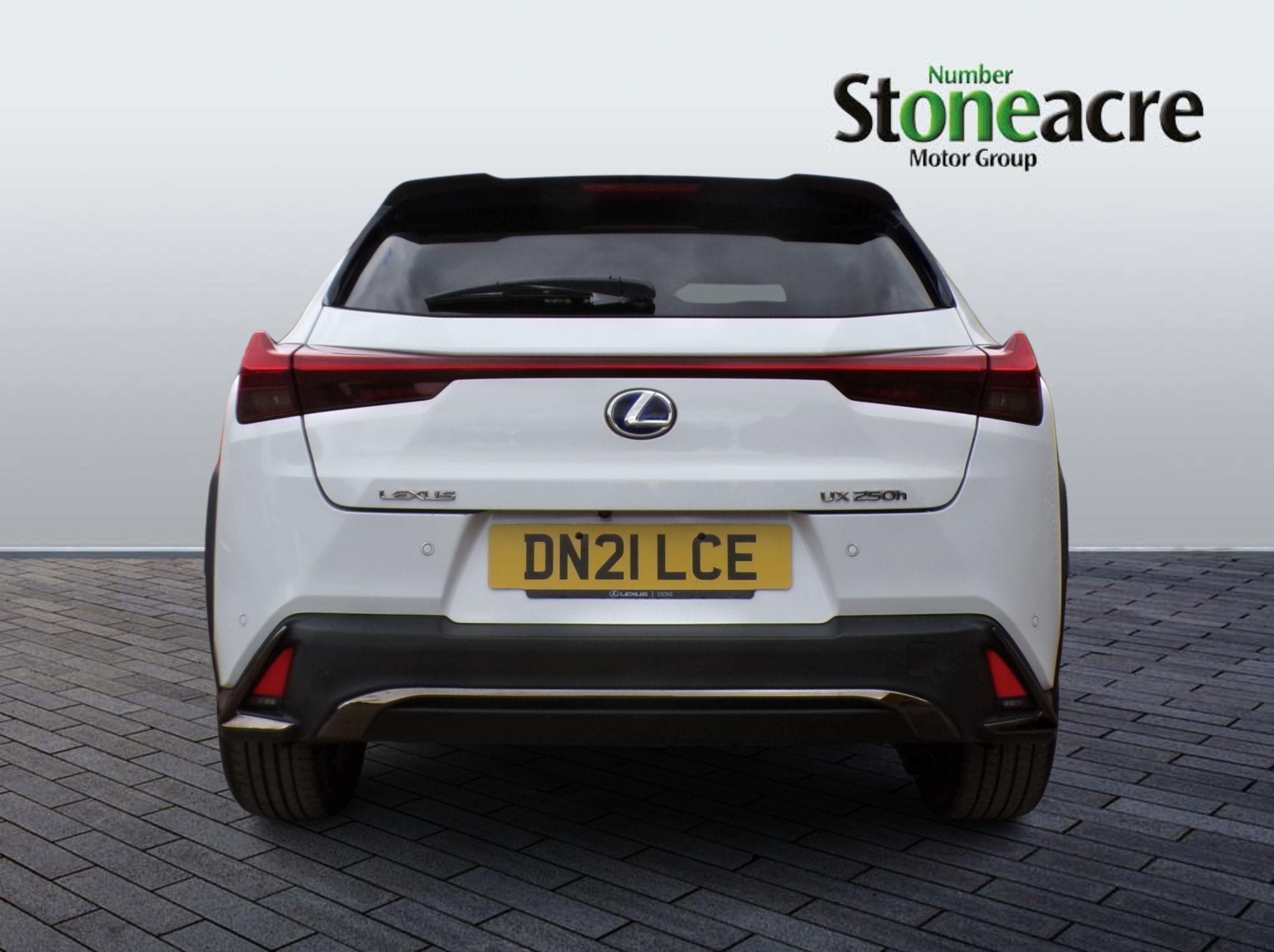 Lexus UX Self-Charging Hybrid Image 3