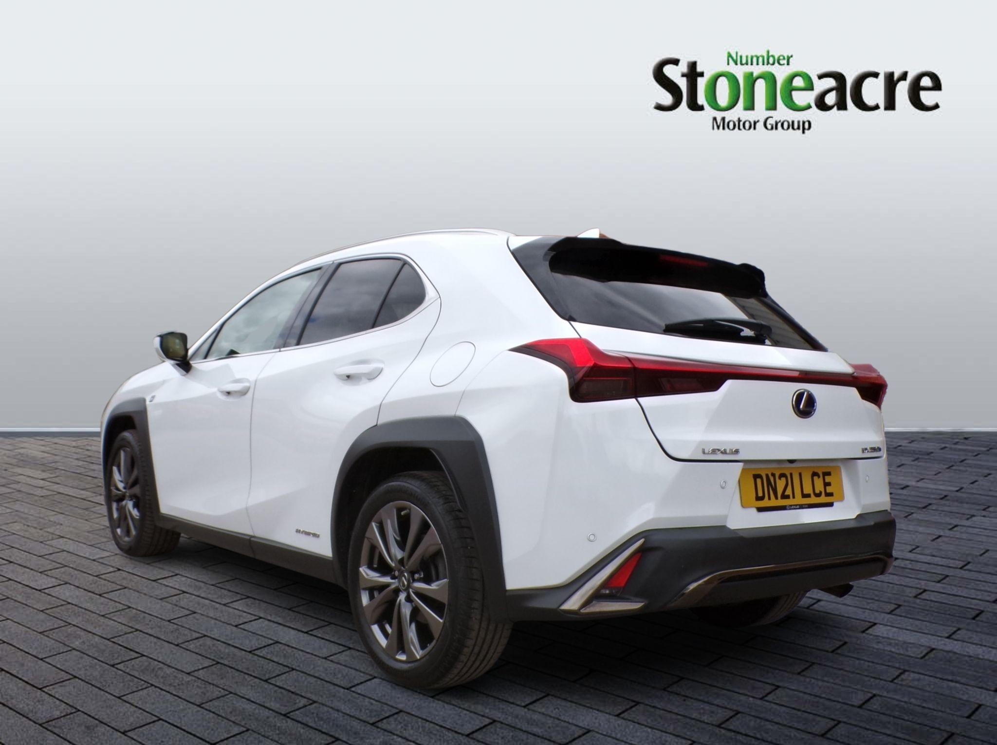 Lexus UX Self-Charging Hybrid Image 4