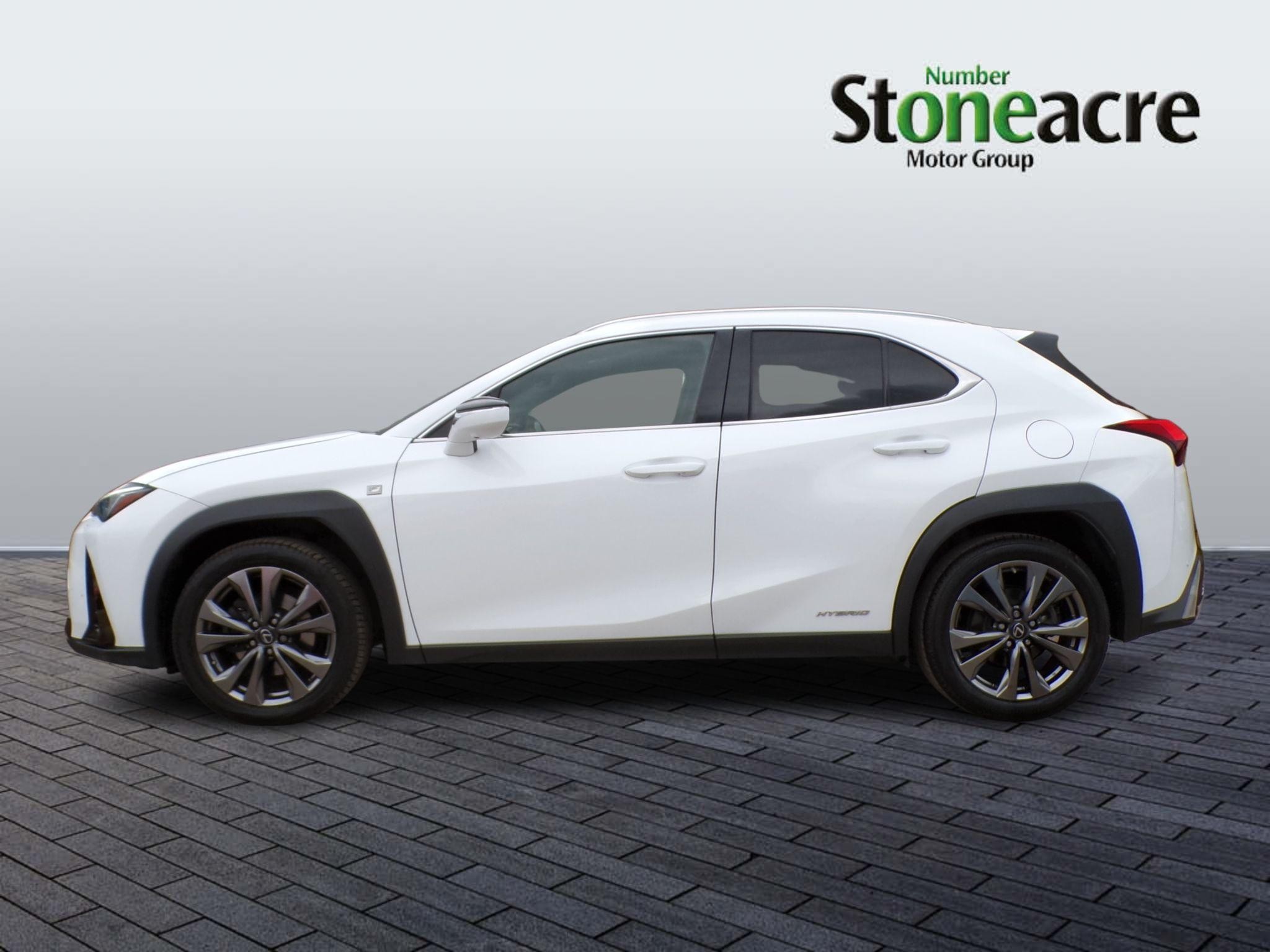 Lexus UX Self-Charging Hybrid Image 7