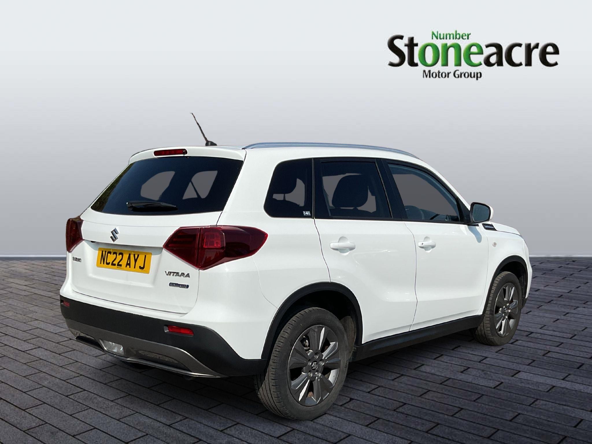 Suzuki Vitara Image 8