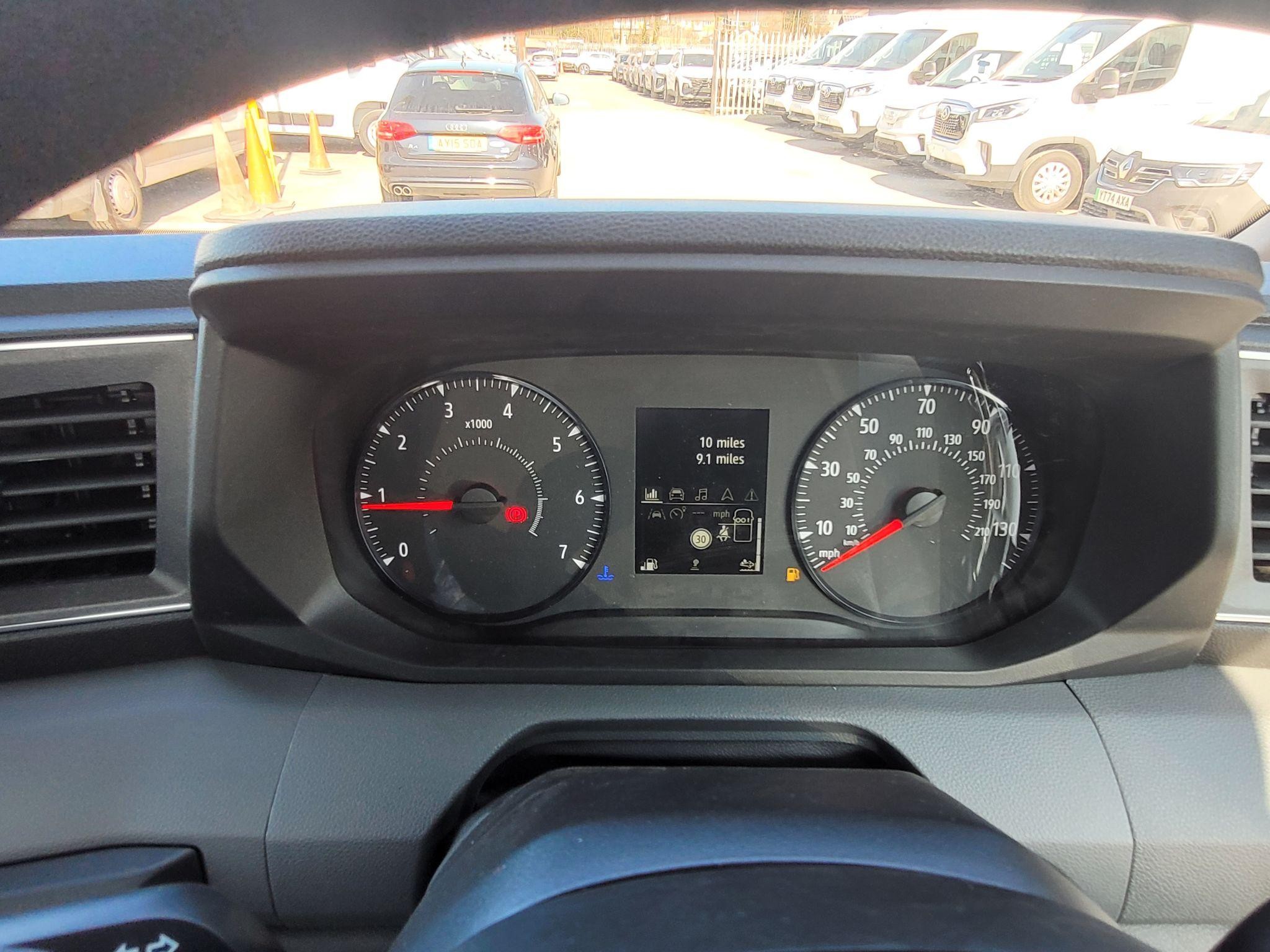Renault Master Image 9