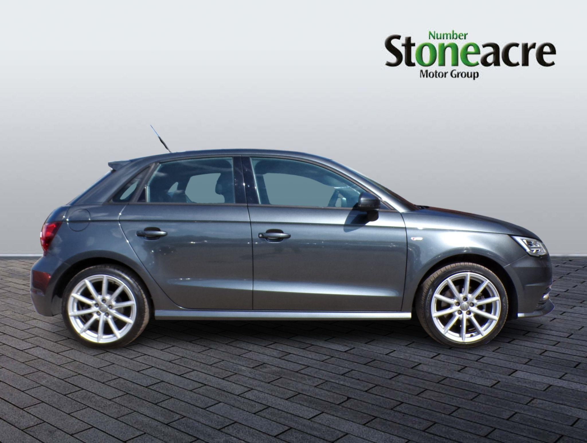 Audi A1 Image 8