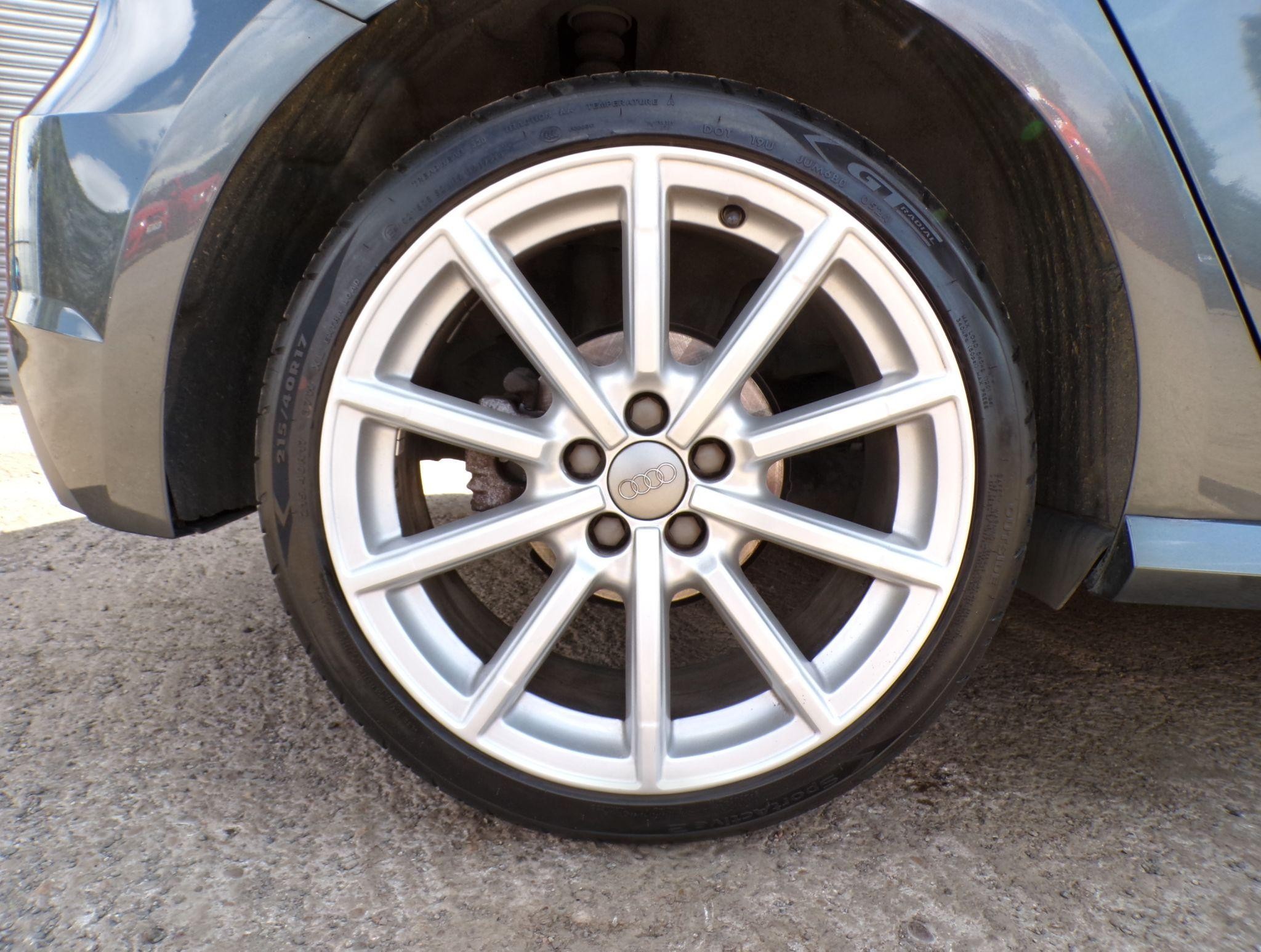 Audi A1 Image 9