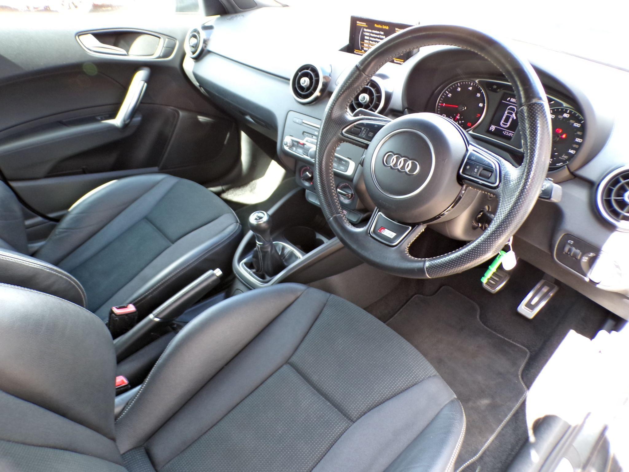 Audi A1 Image 11