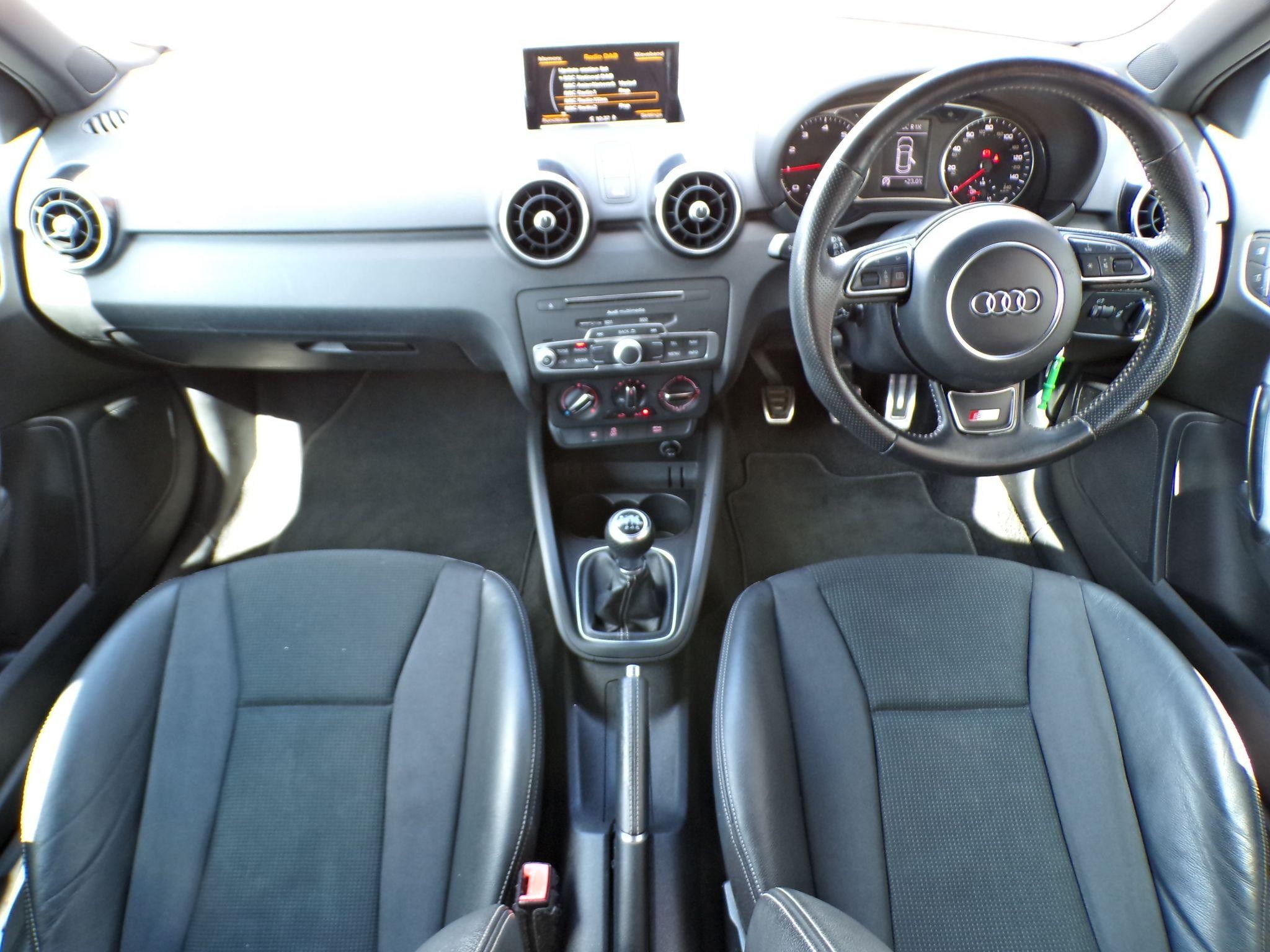 Audi A1 Image 12