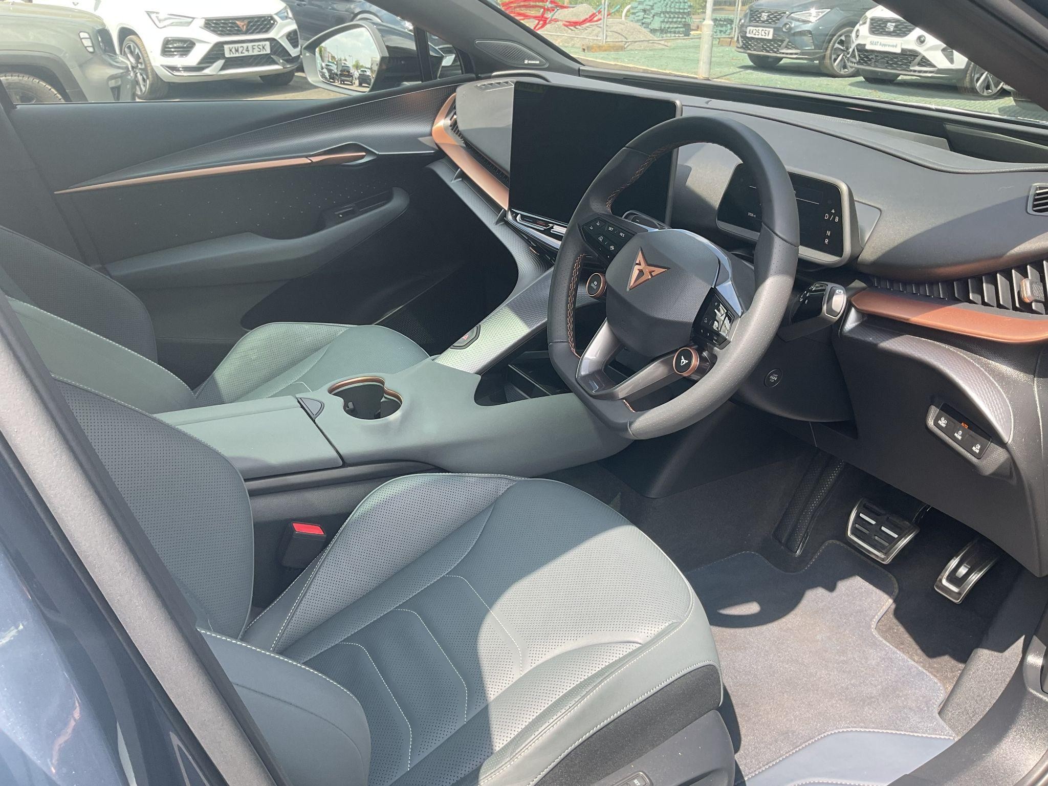 CUPRA Tavascan Image 13