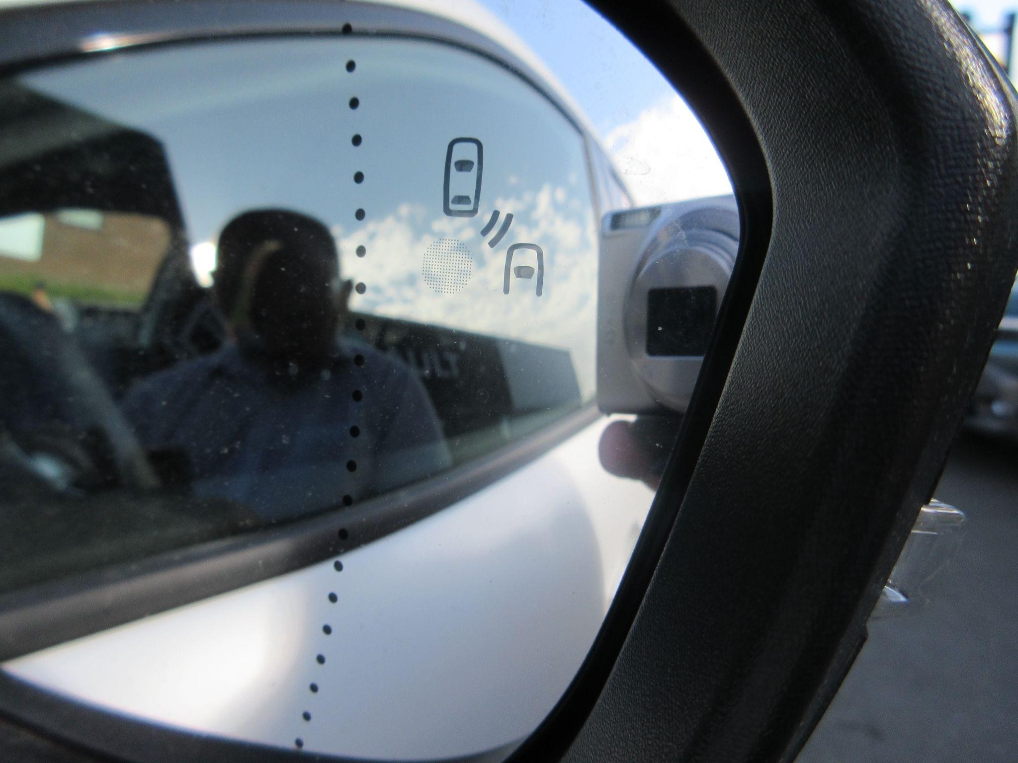 Renault Rafale Image 49