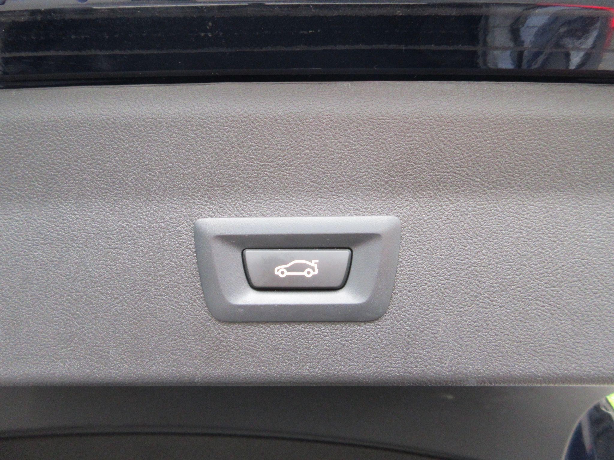 BMW X4 Image 14
