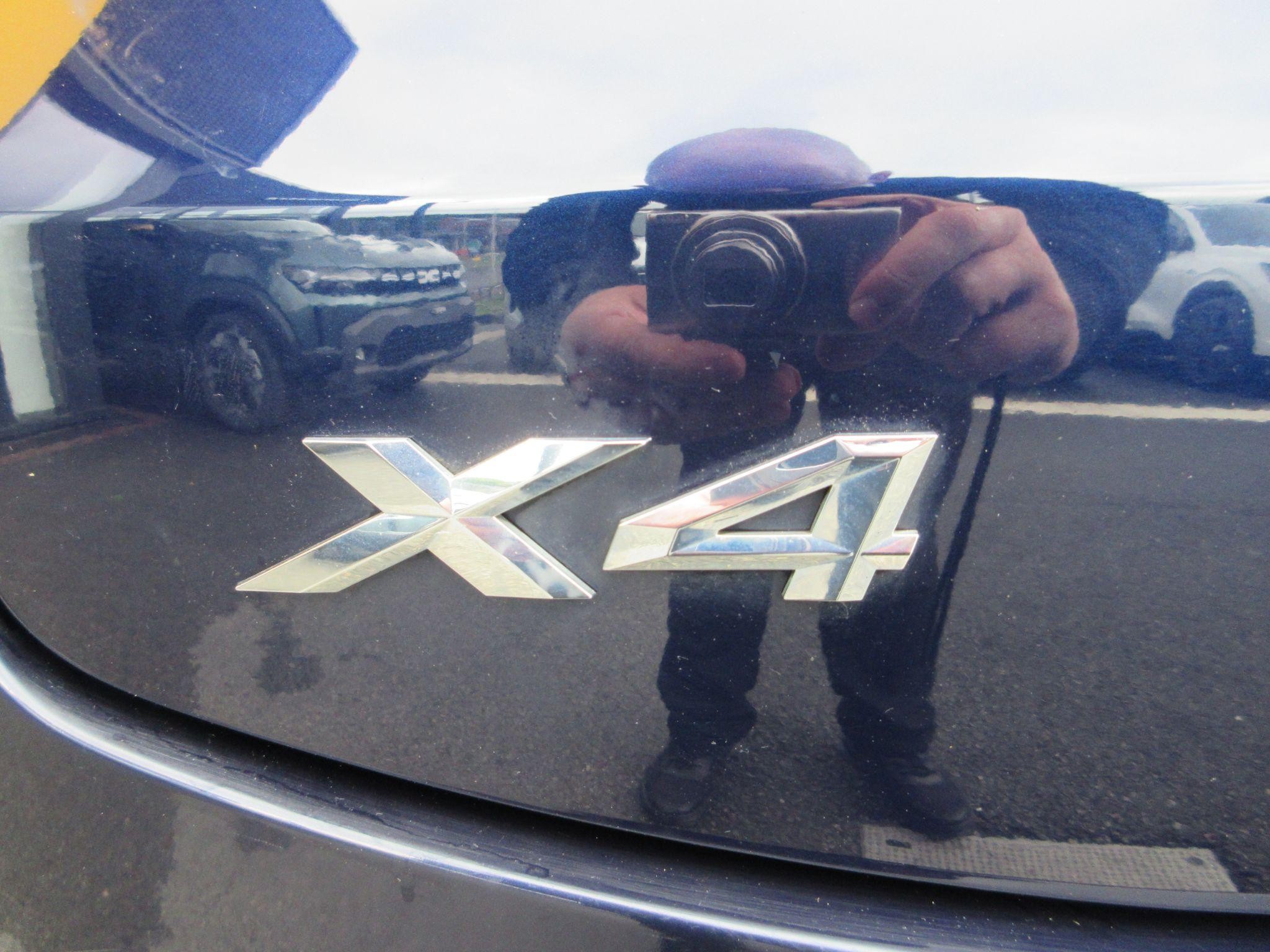 BMW X4 Image 45