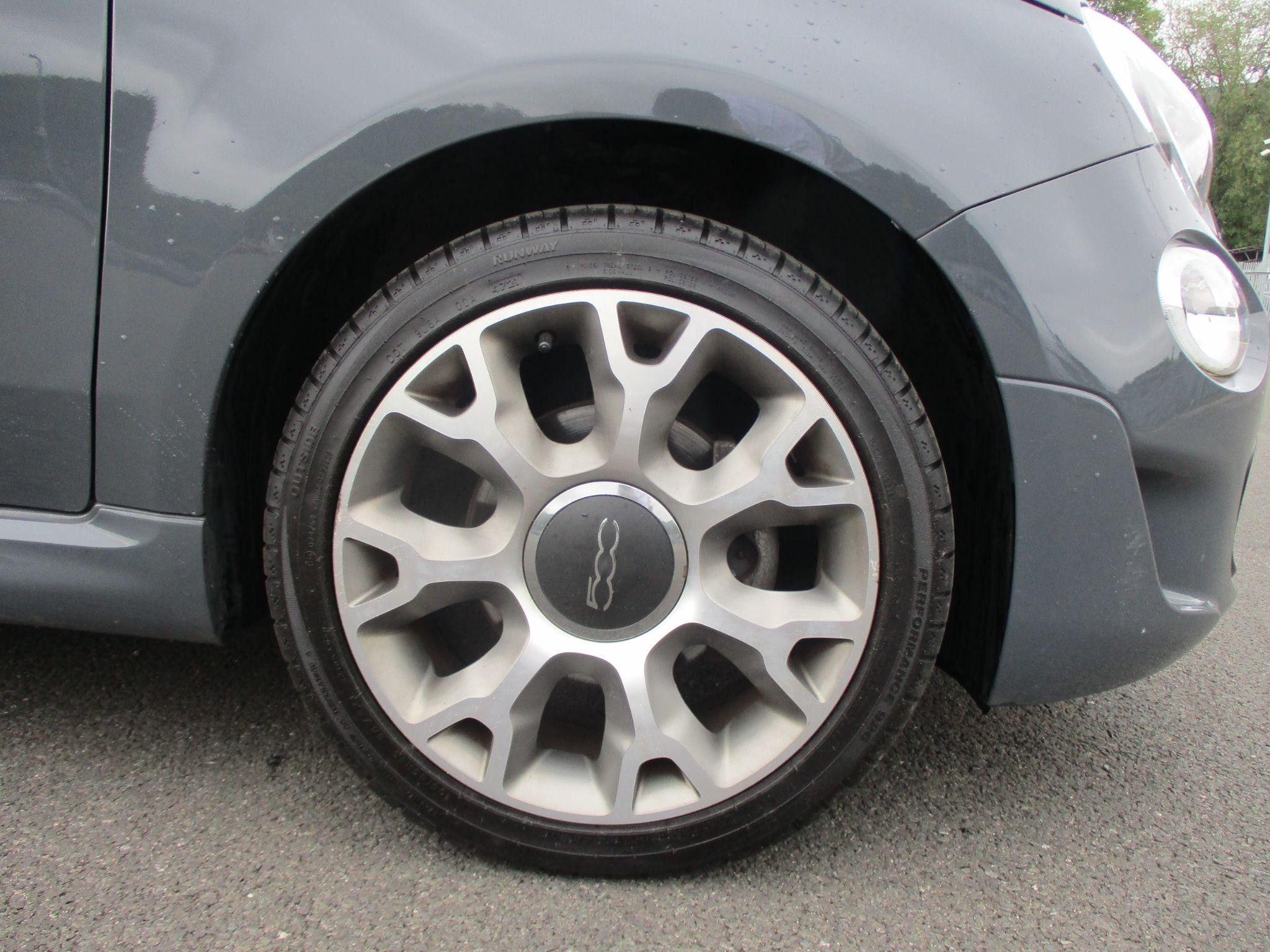 Fiat 500 Image 7