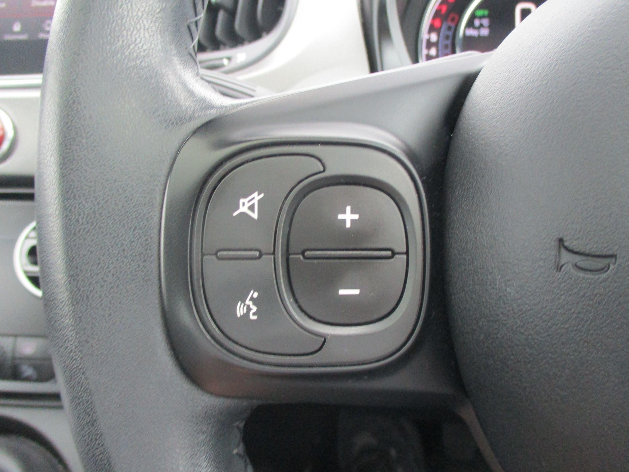 Fiat 500 Image 16