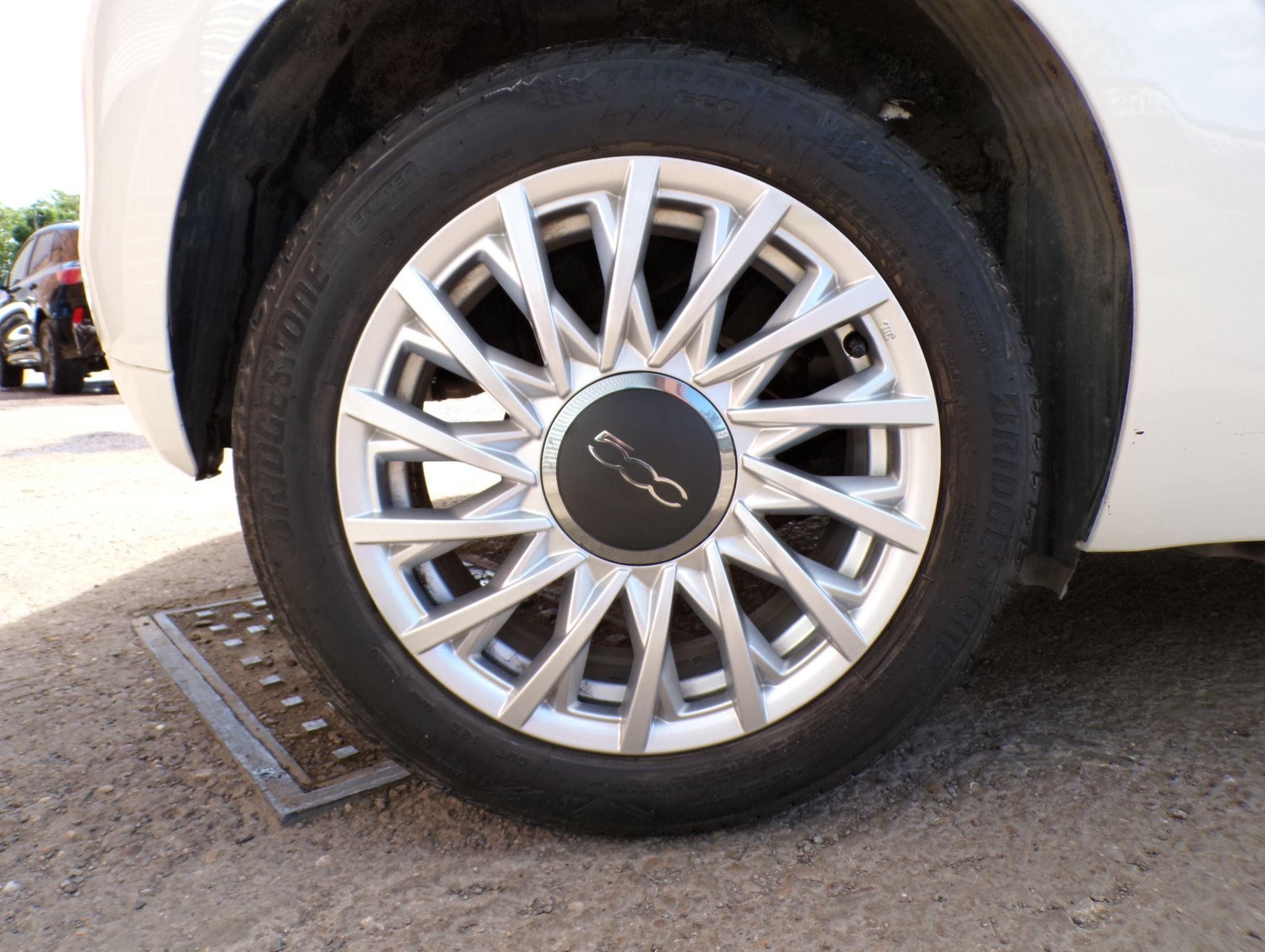 Fiat 500 Image 9