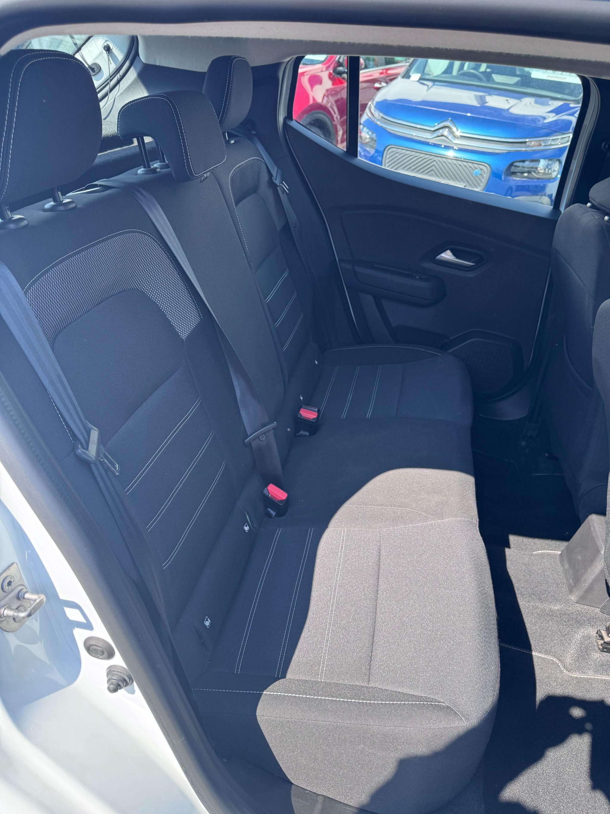 Dacia Sandero Image 10