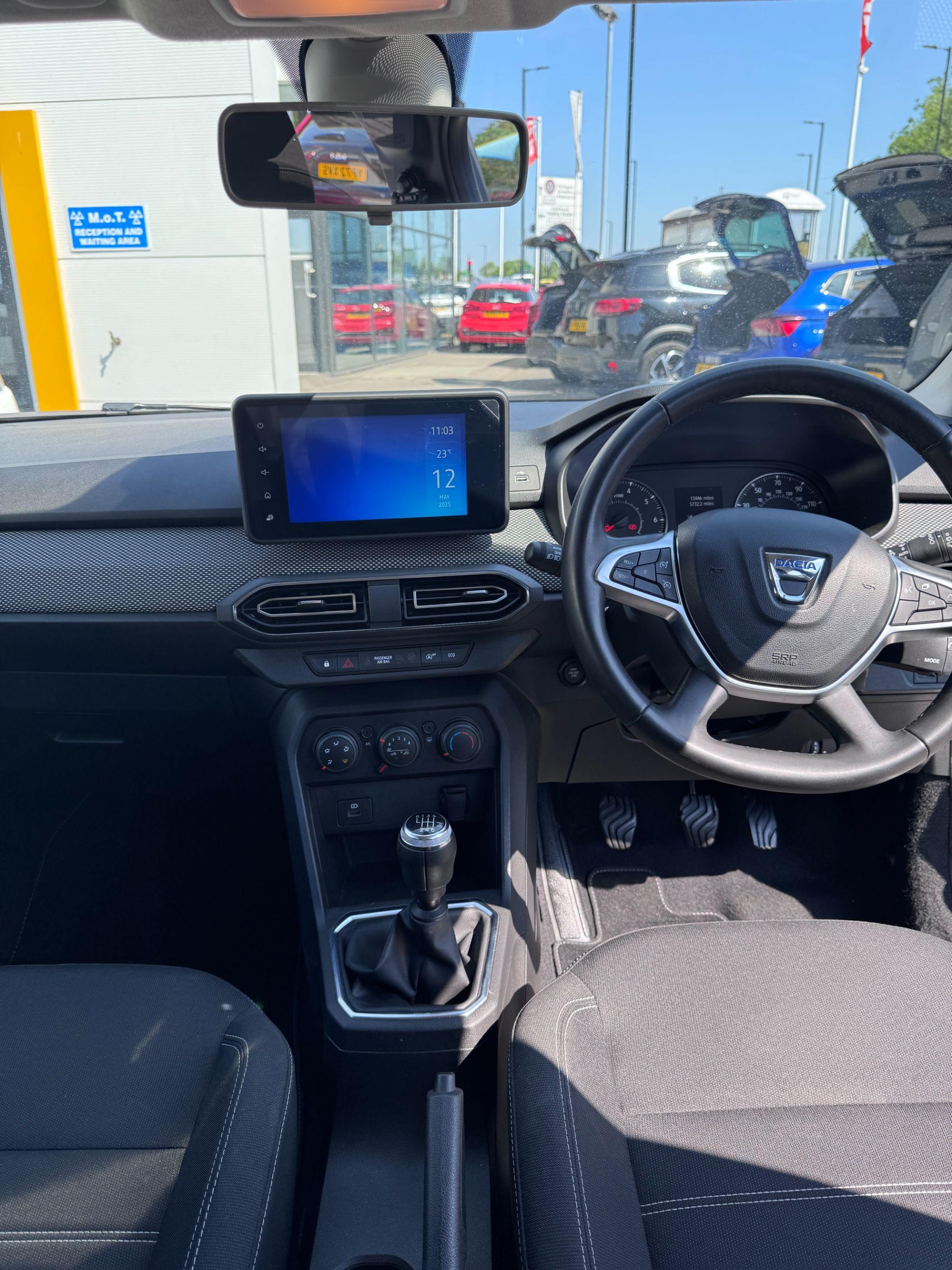 Dacia Sandero Image 14