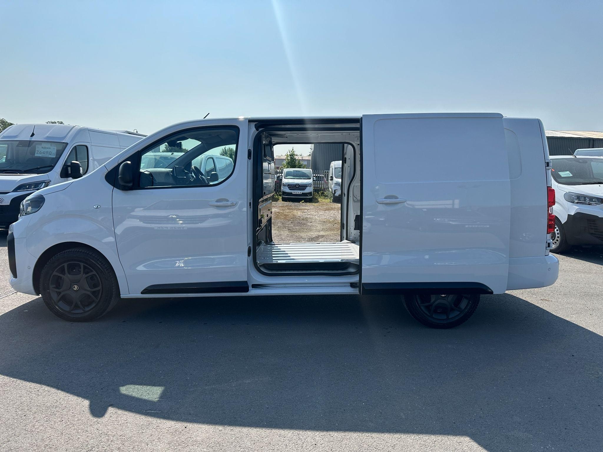 Citroen Dispatch Image 5