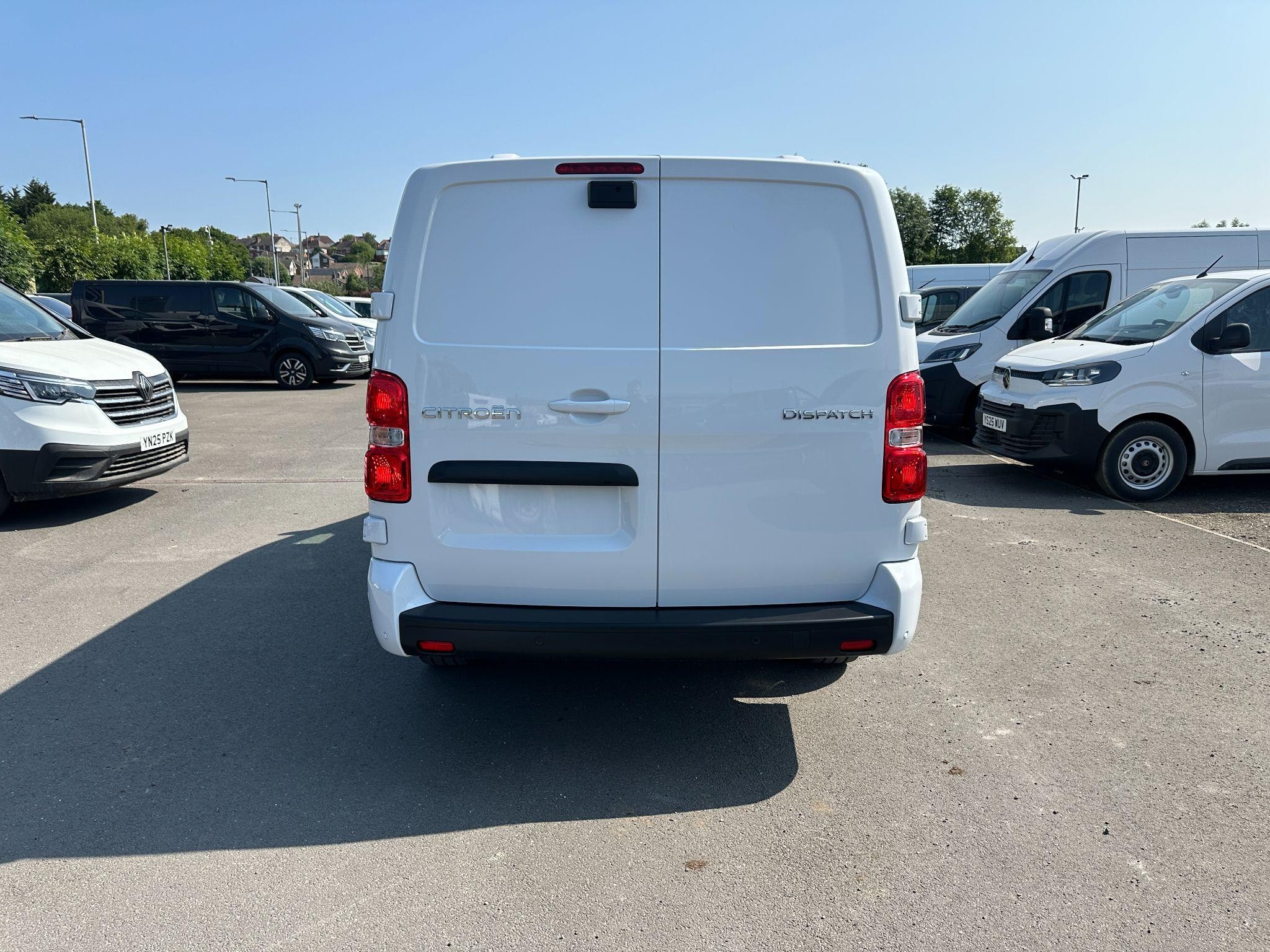 Citroen Dispatch Image 7