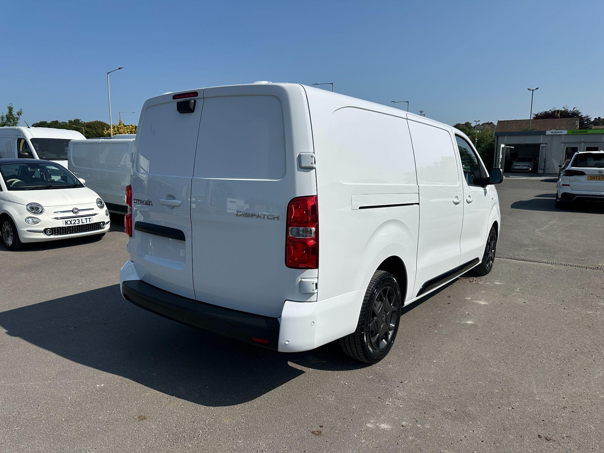 Citroen Dispatch Image 10