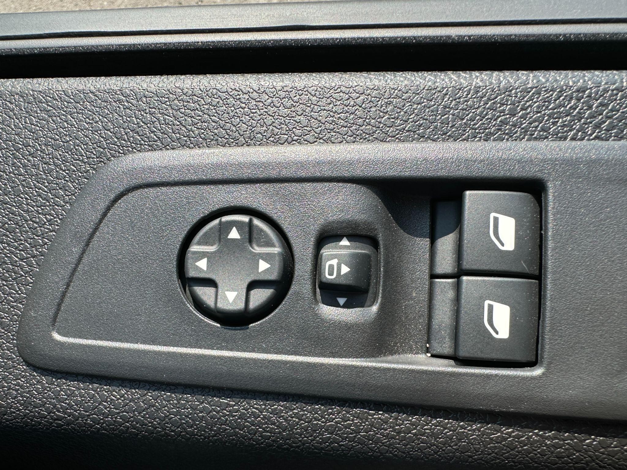 Citroen Dispatch Image 16