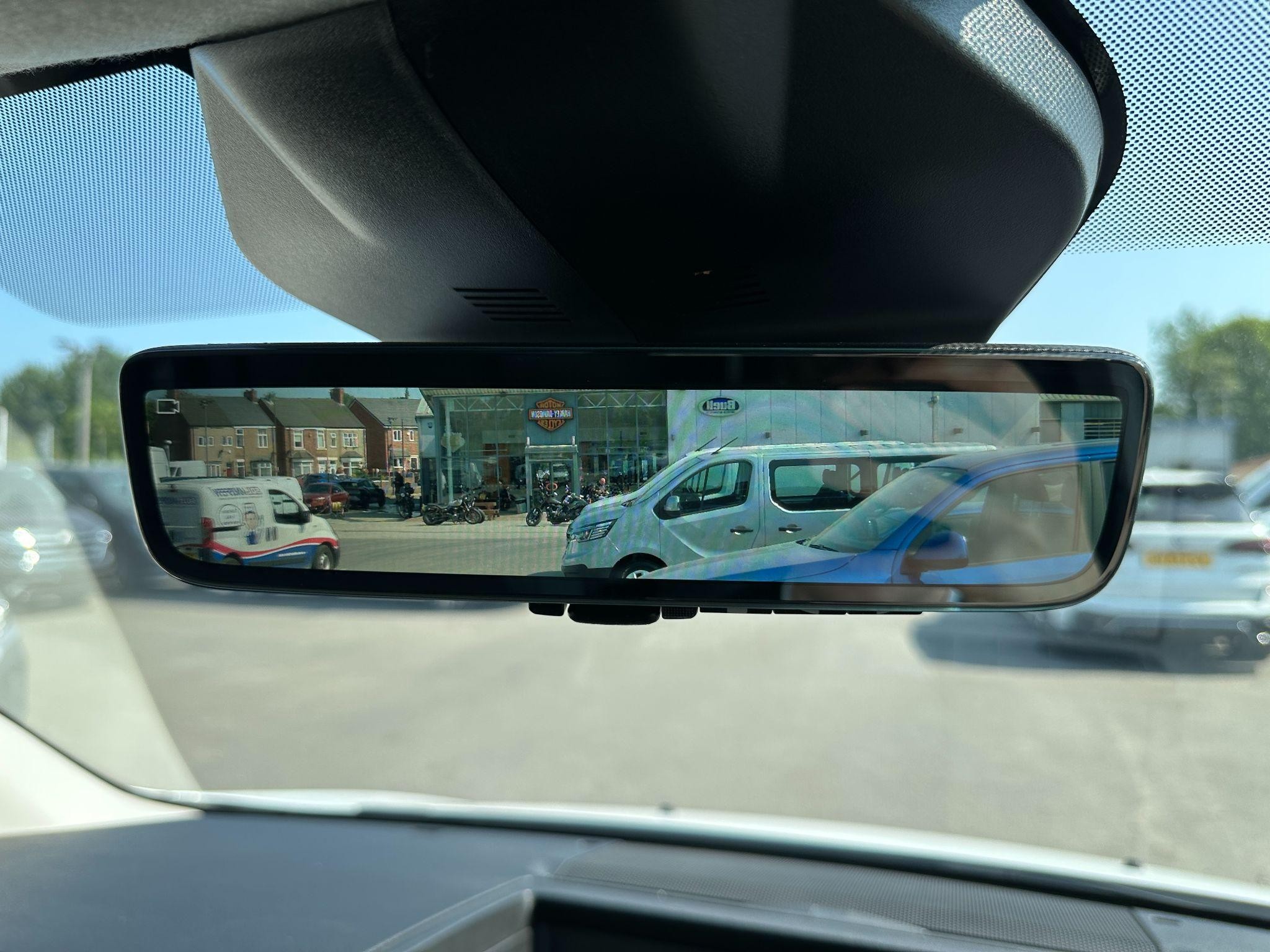 Citroen Dispatch Image 32
