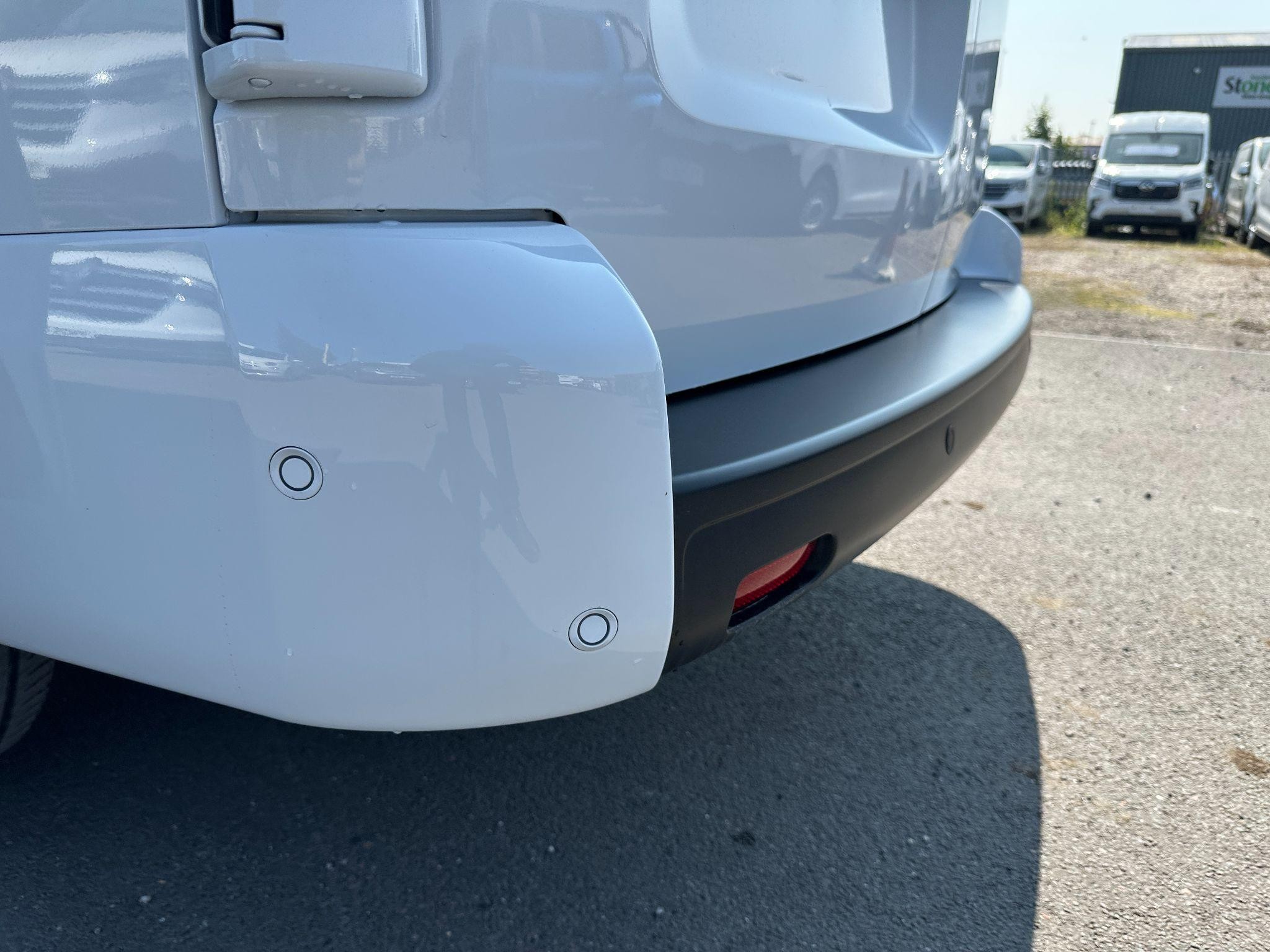 Citroen Dispatch Image 35