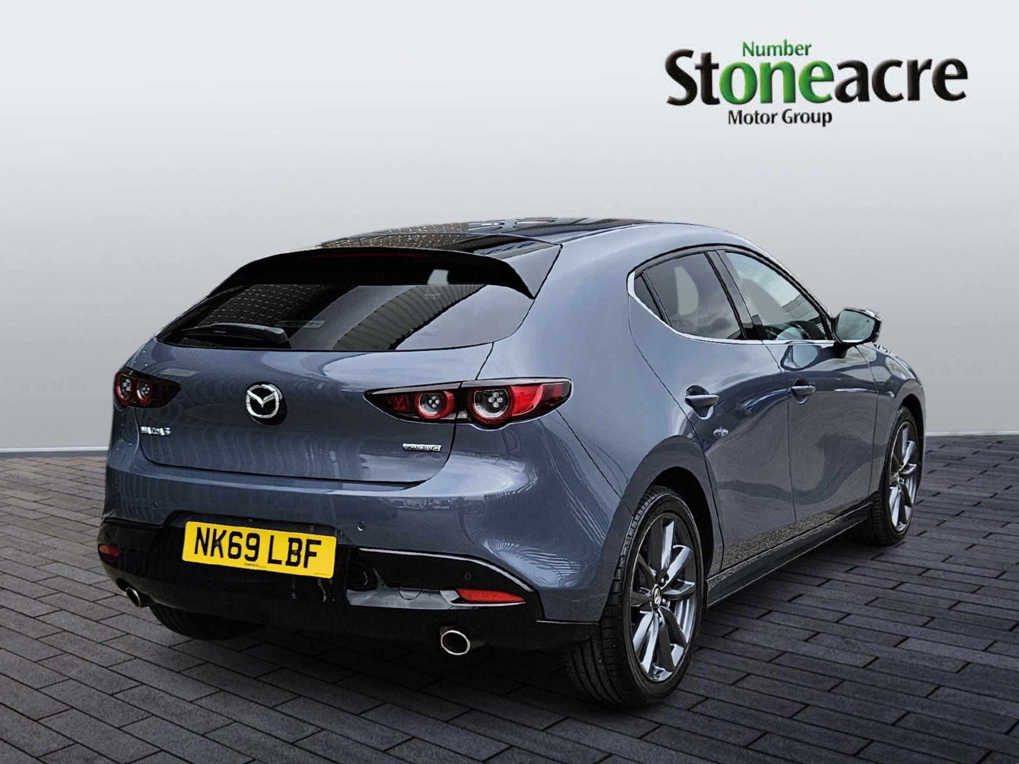 Mazda3 Image 3