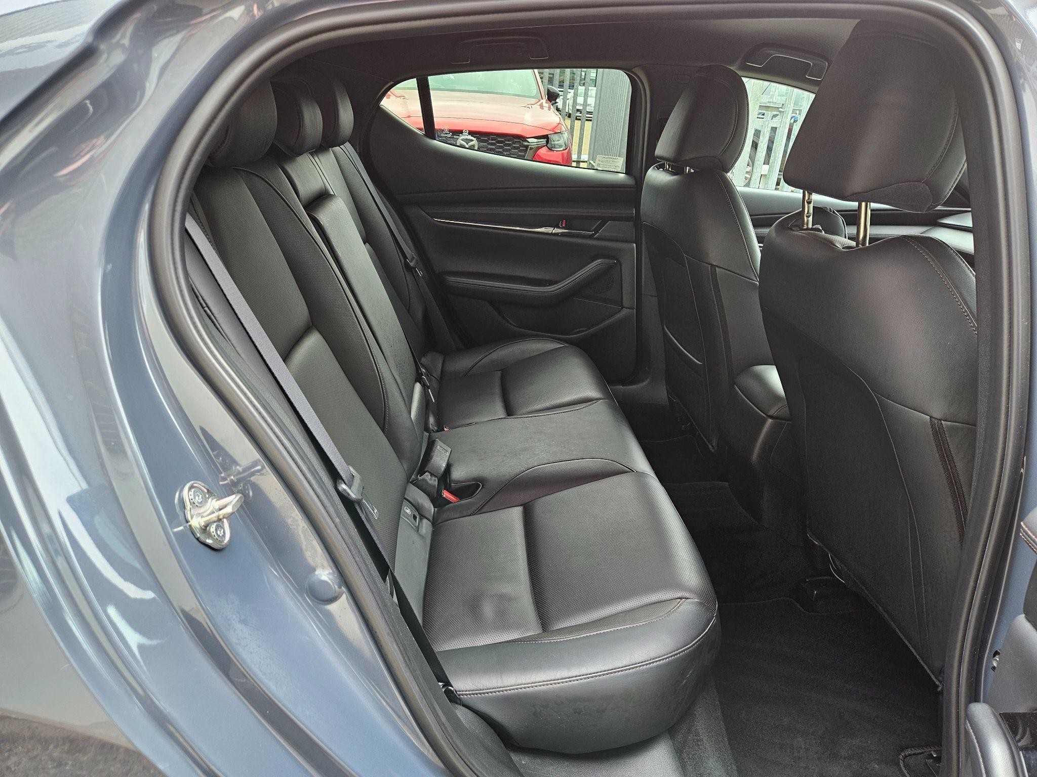 Mazda3 Image 19