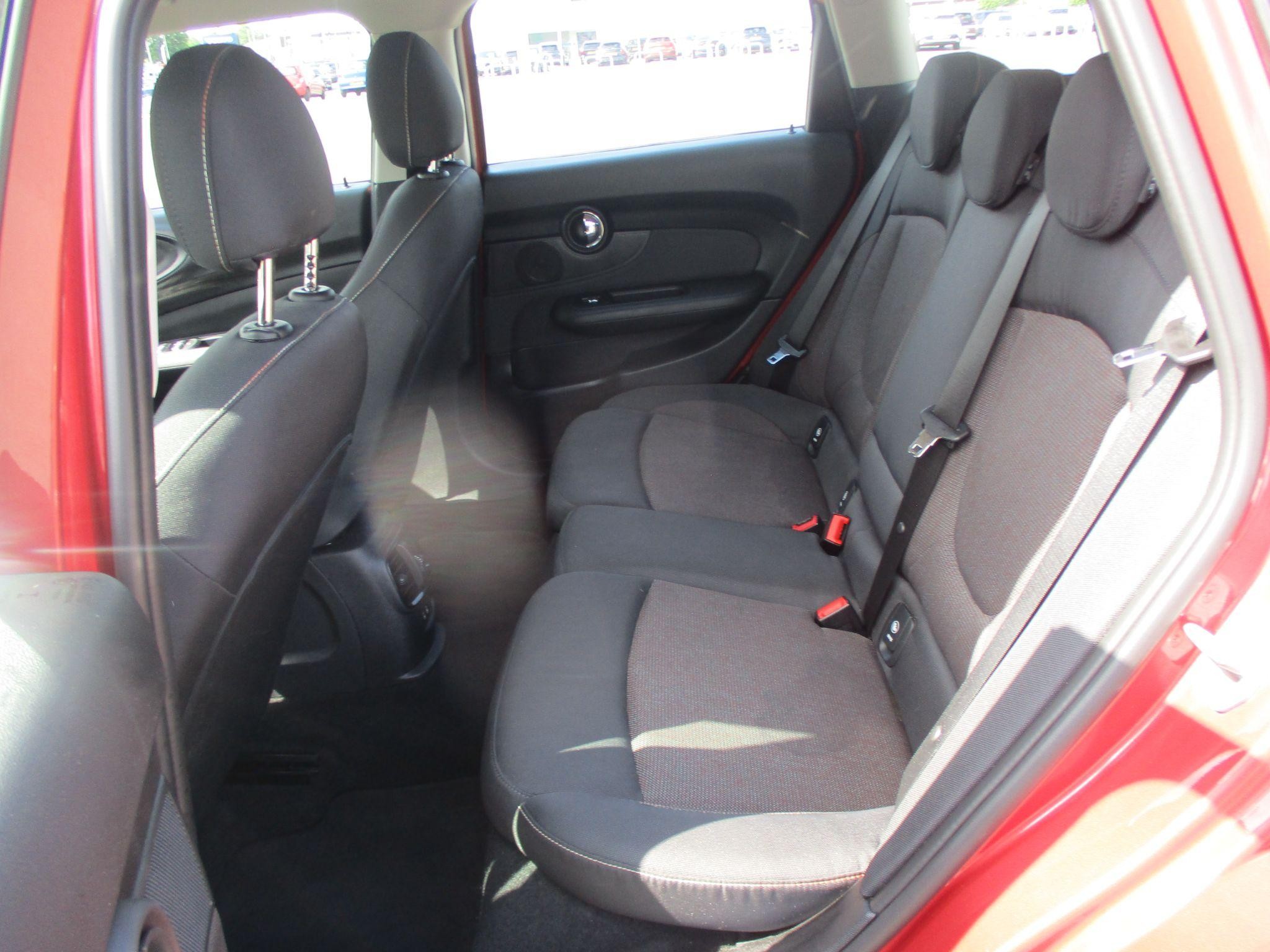 MINI Clubman Image 11