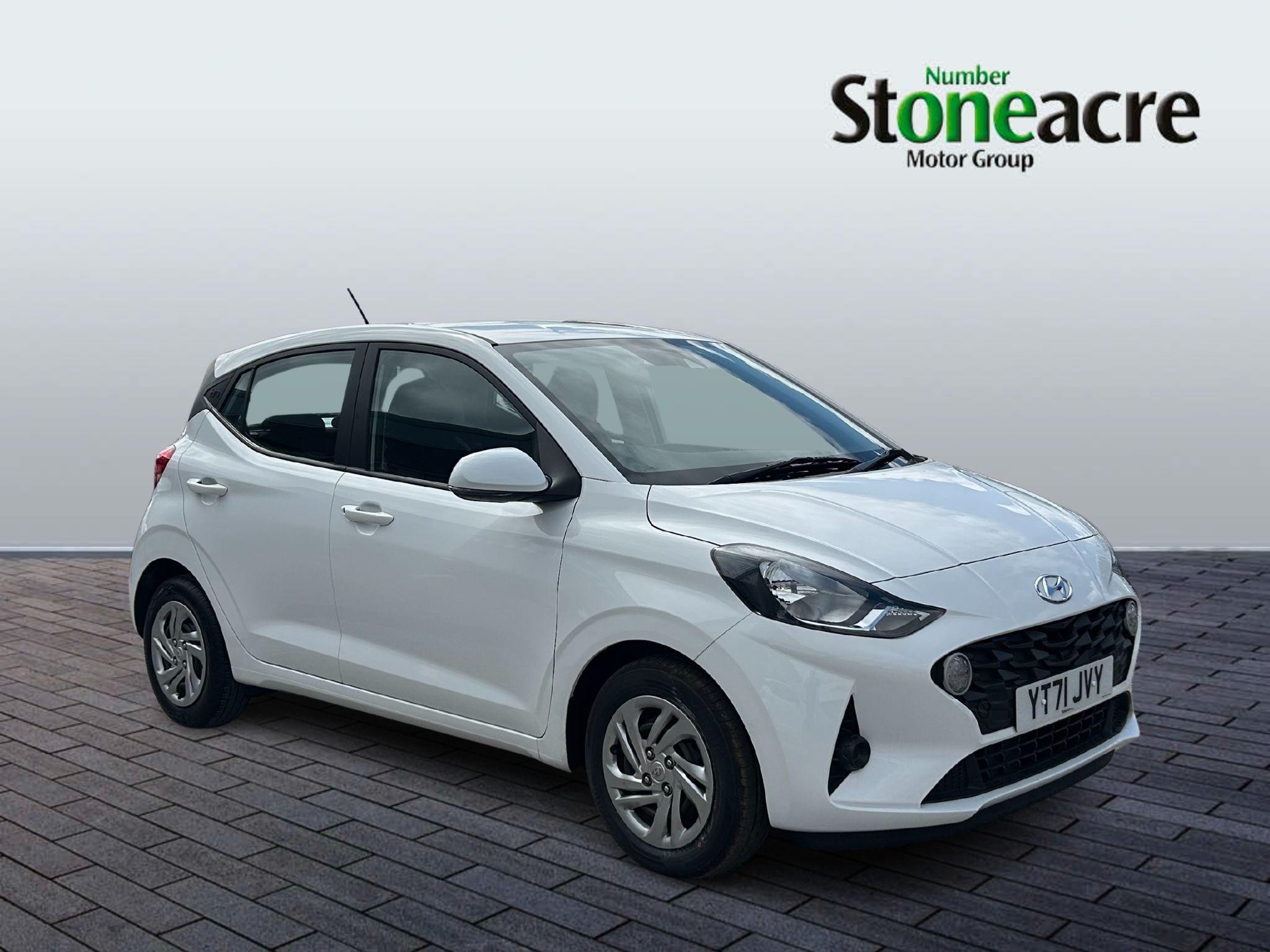Hyundai i10 Image 1