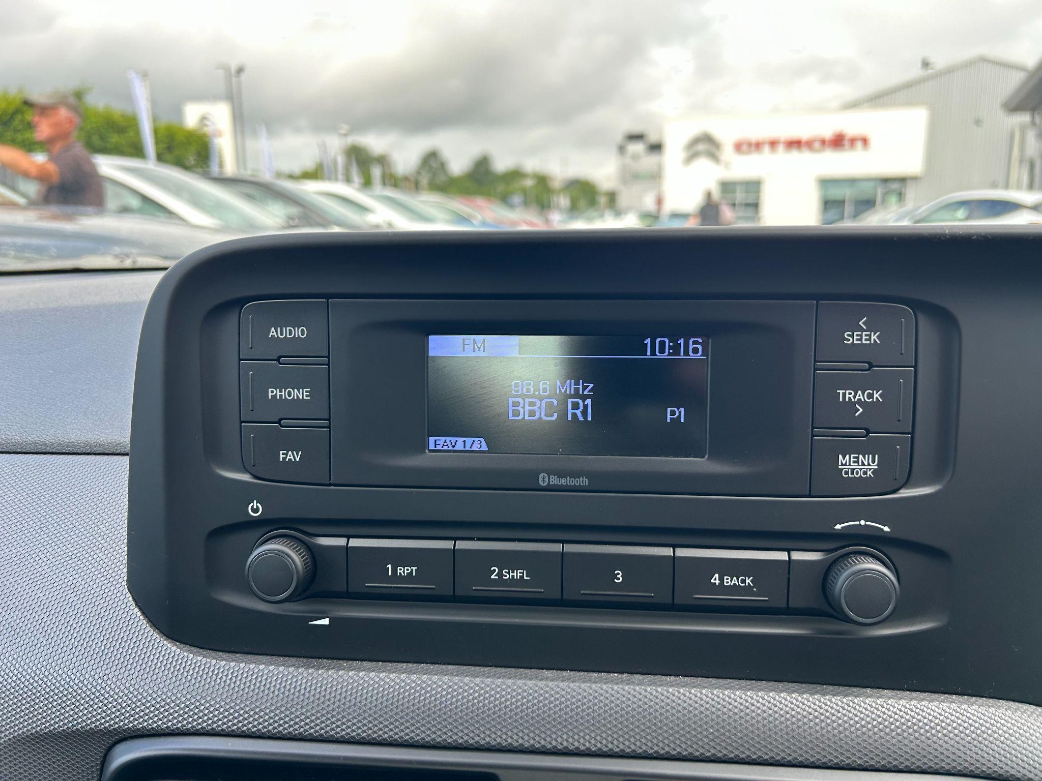 Hyundai i10 Image 13