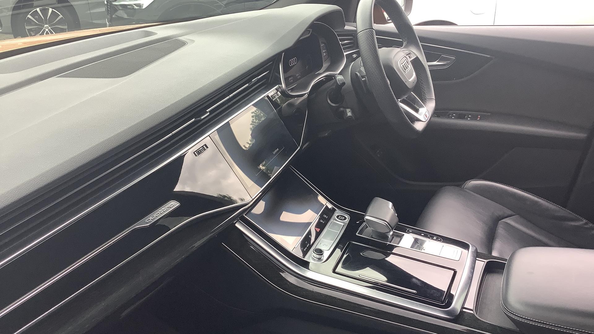 Audi Q8 Image 4