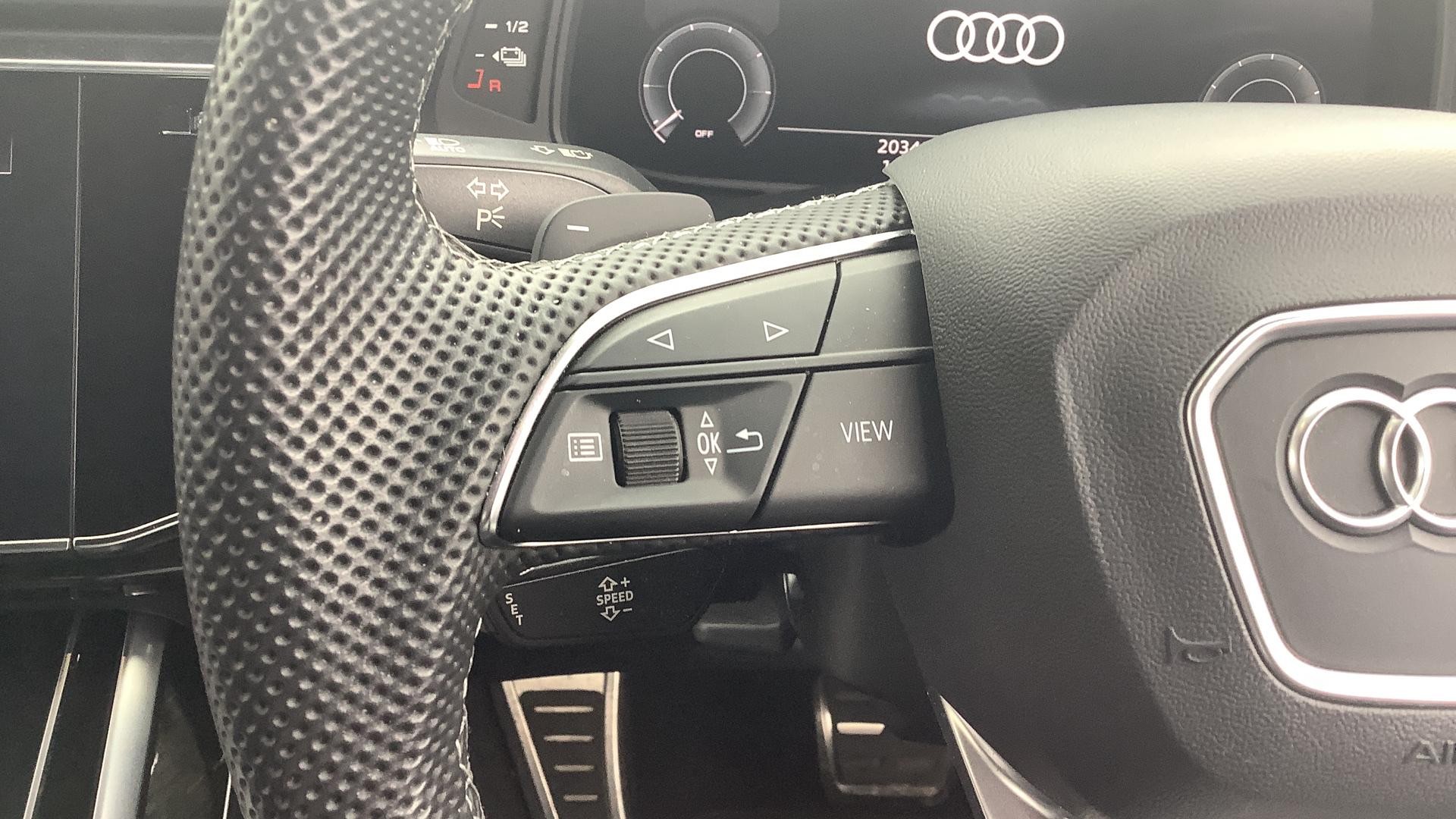 Audi Q8 Image 18
