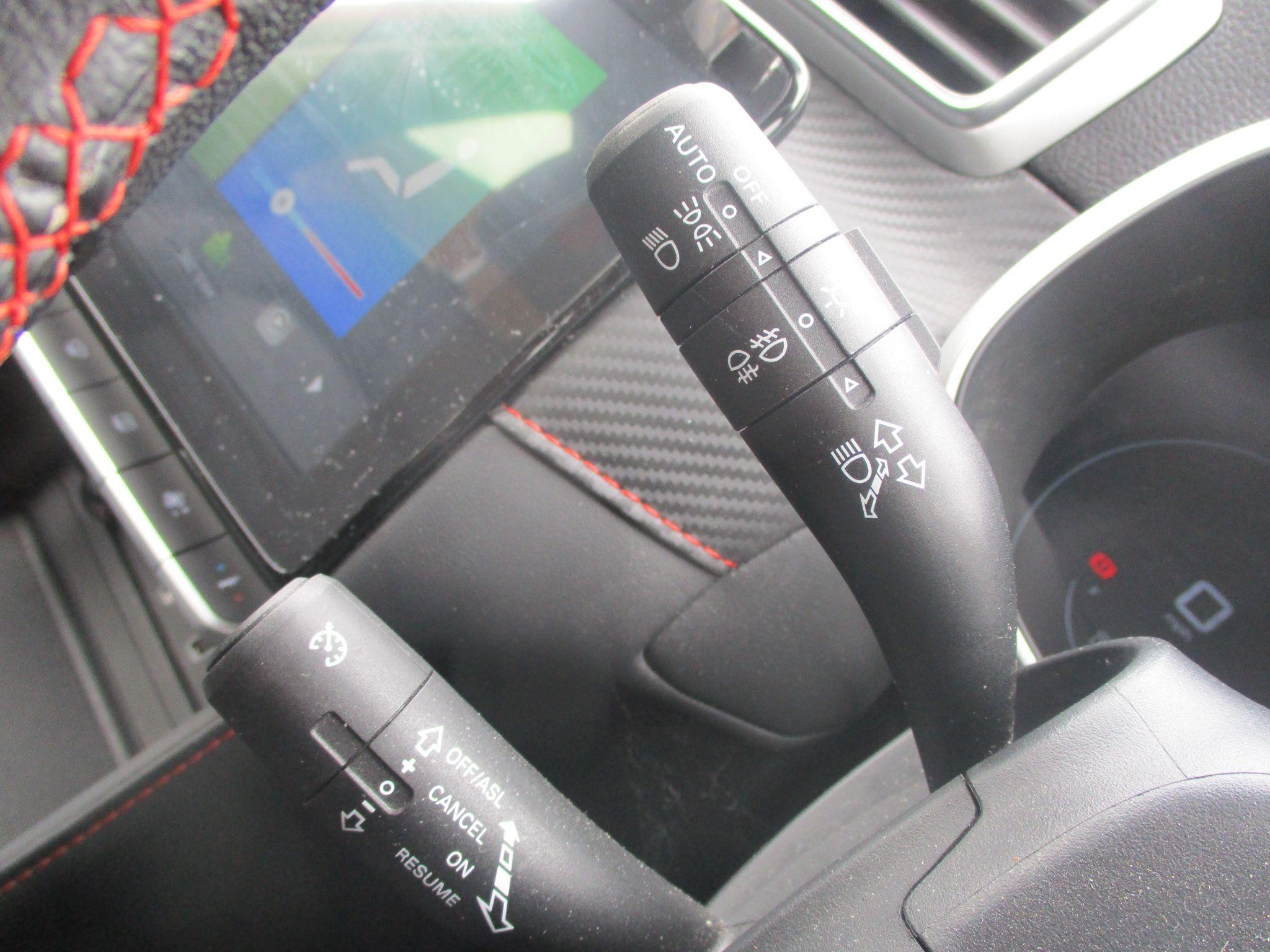 MG ZS Image 14