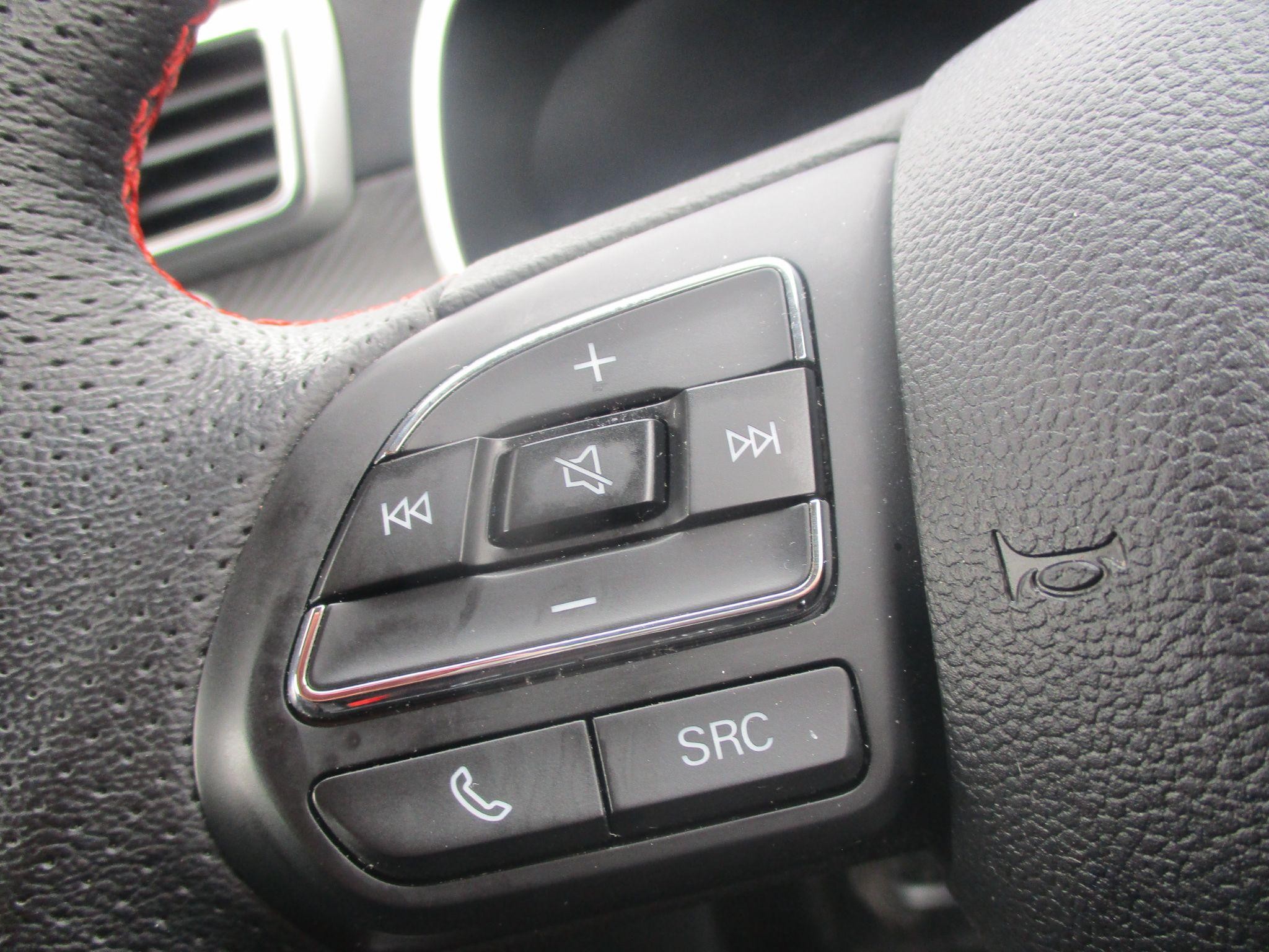 MG ZS Image 16