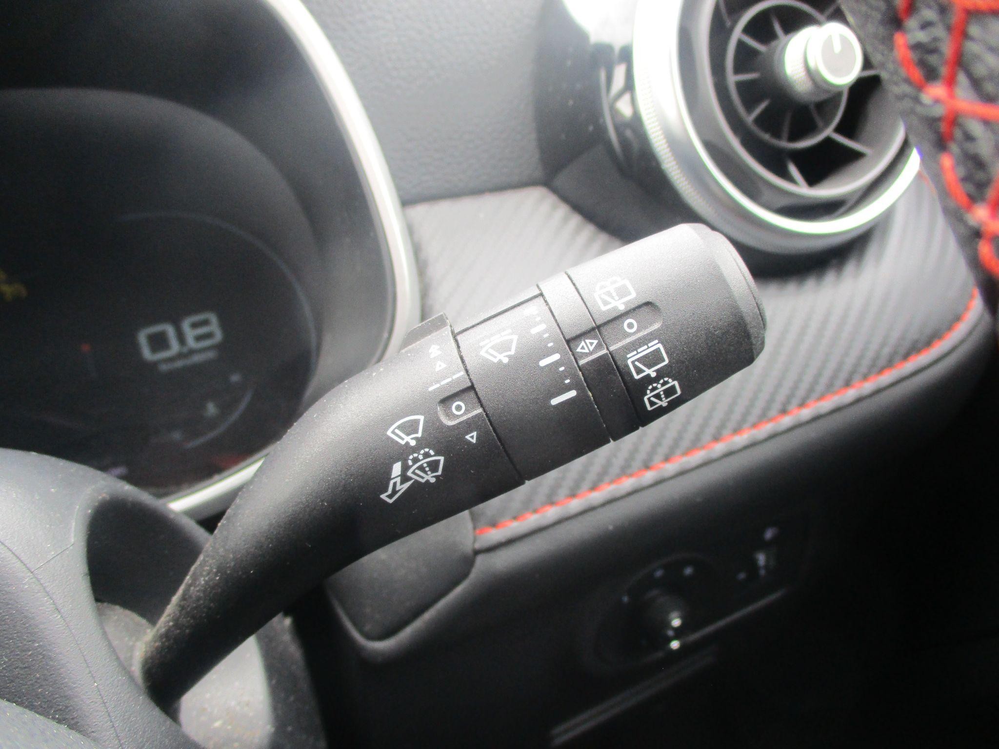 MG ZS Image 18