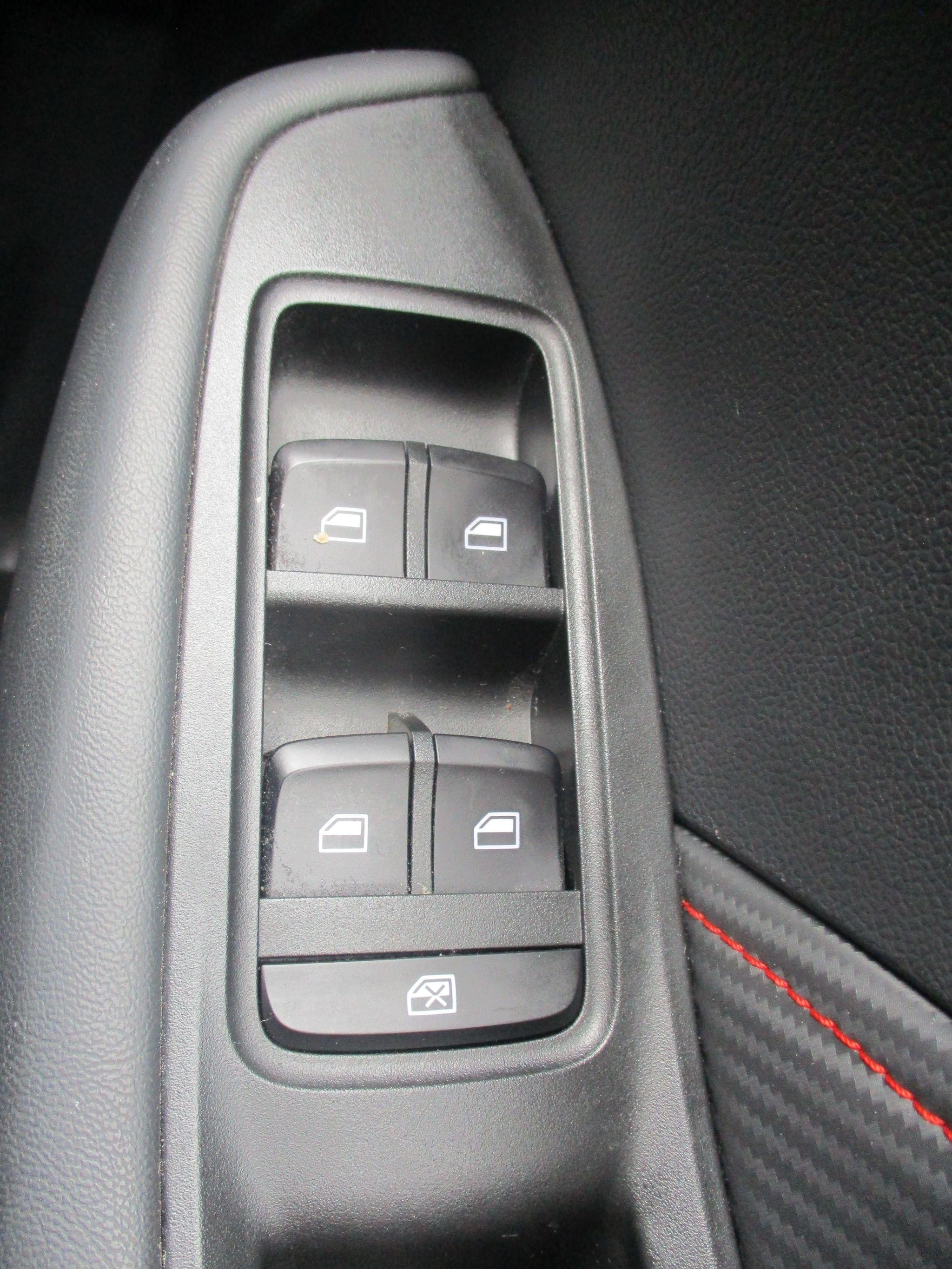 MG ZS Image 19