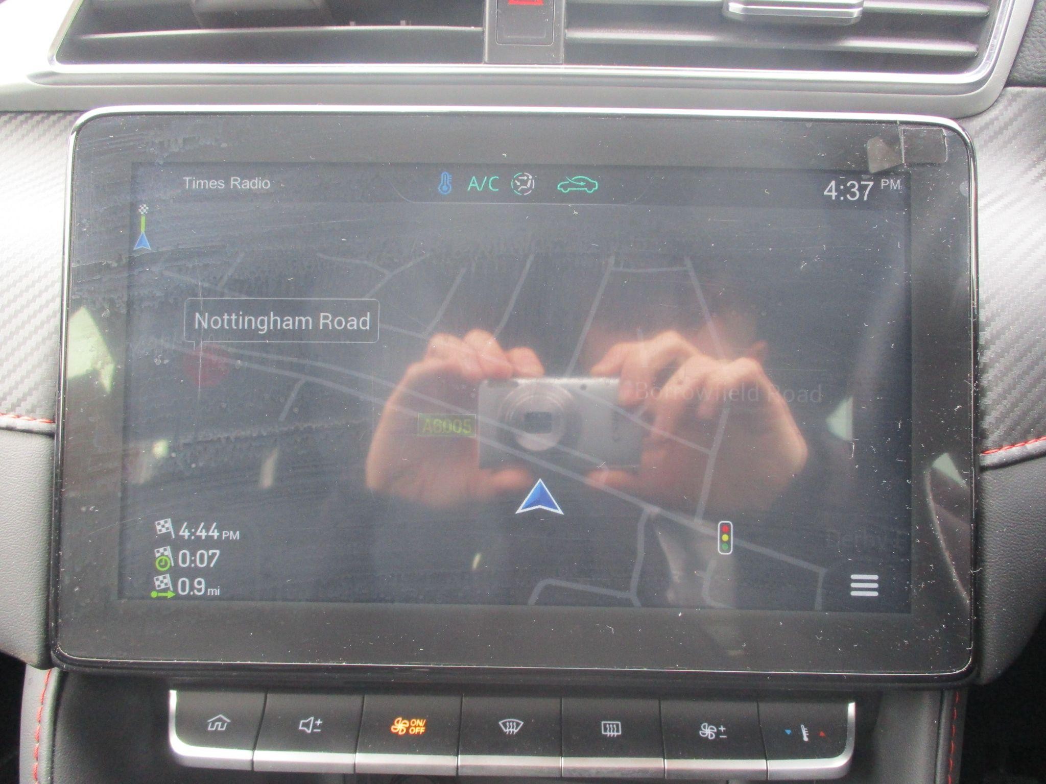 MG ZS Image 26