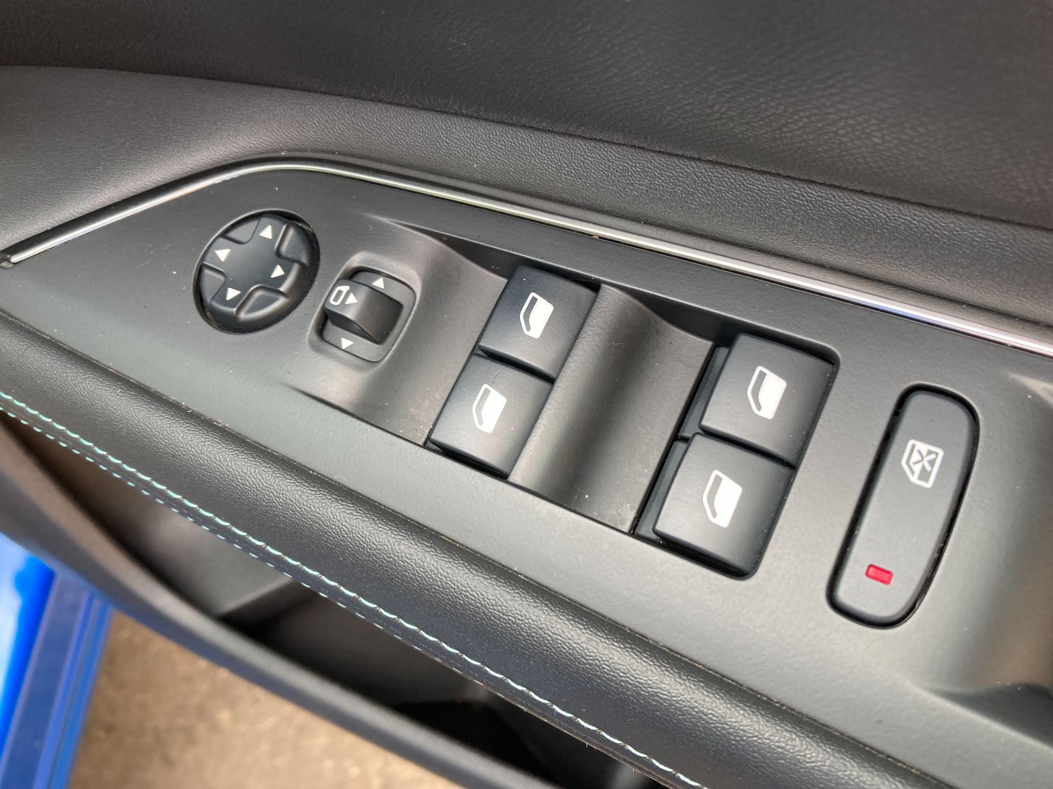 Peugeot 3008 Image 38