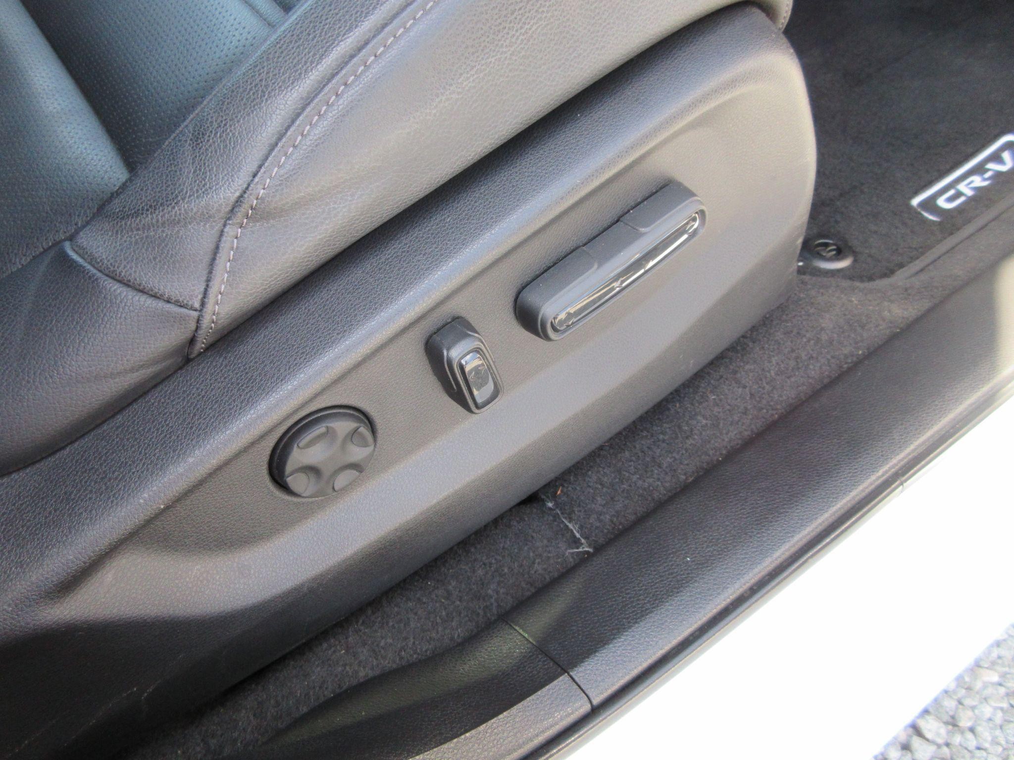 Honda CR-V Image 16