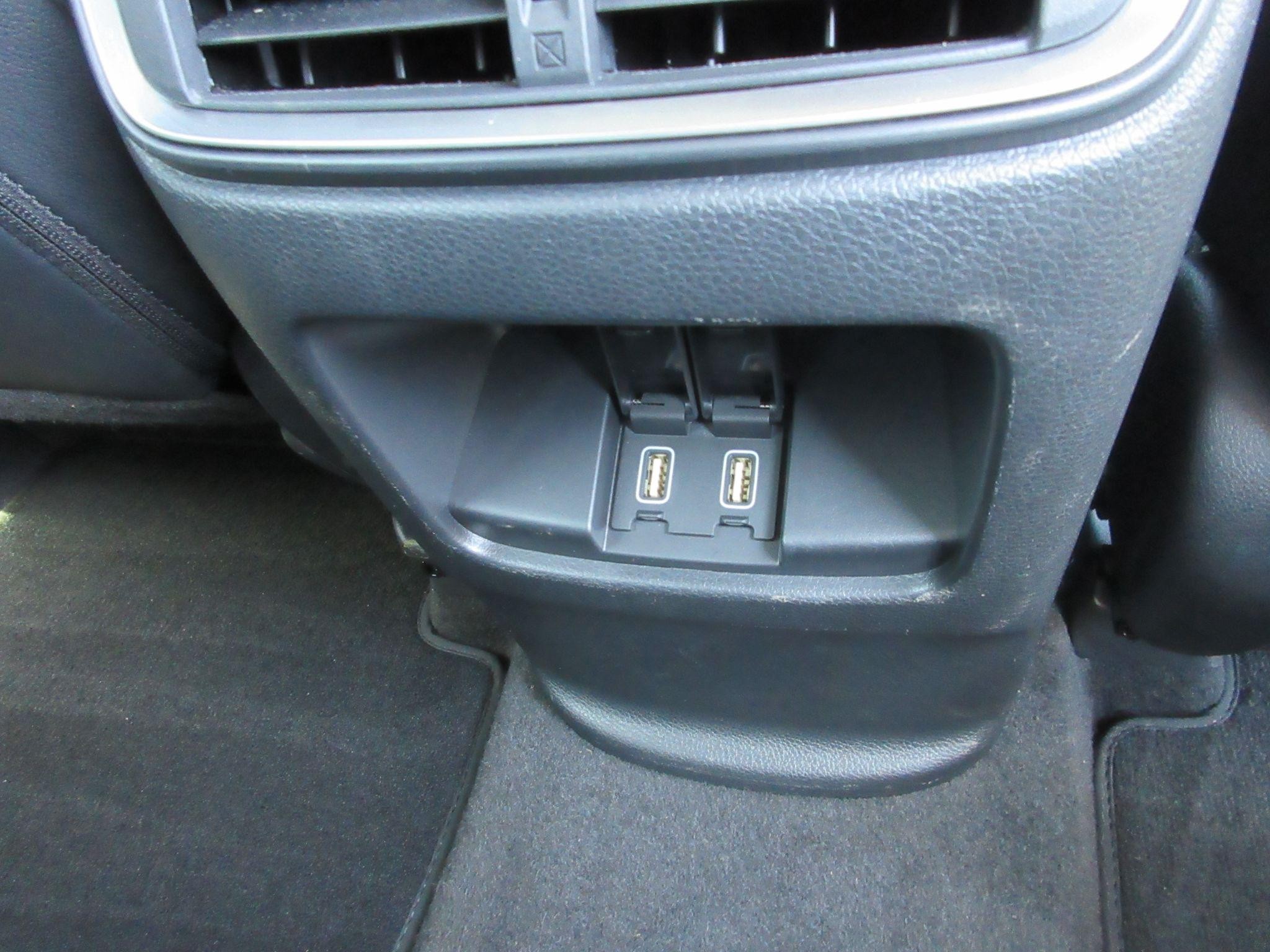 Honda CR-V Image 17