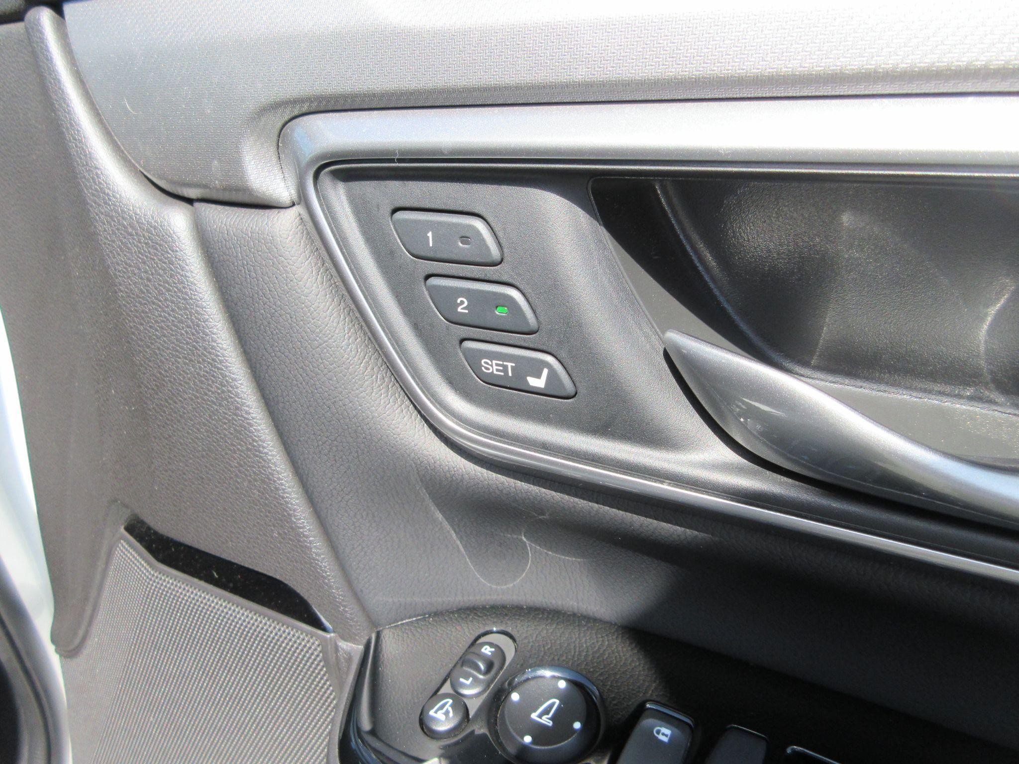 Honda CR-V Image 41